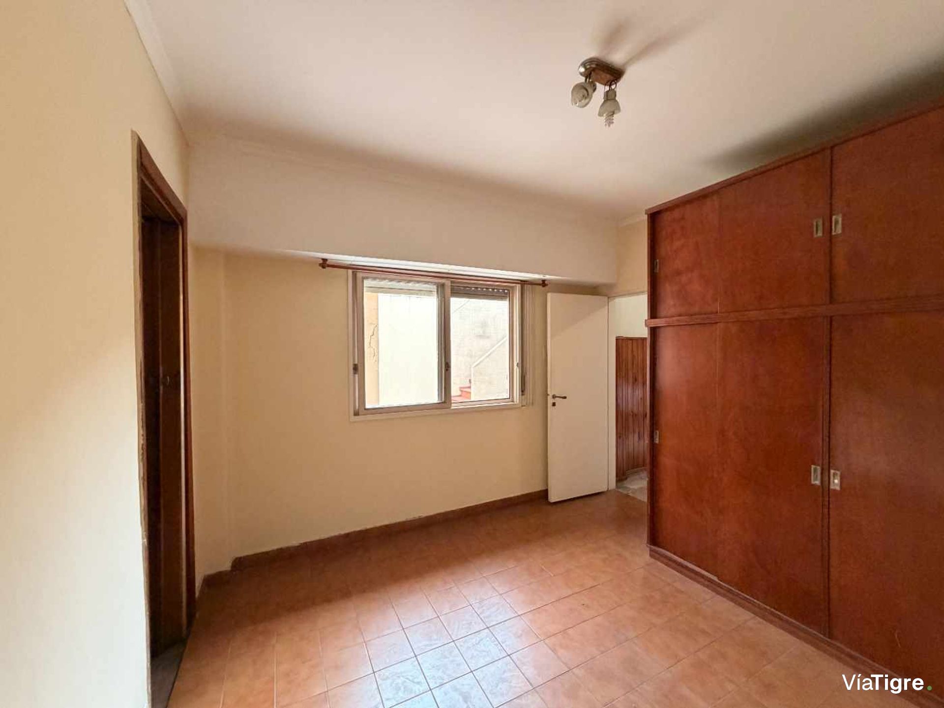 Casa Multifamiliar En Venta, Florida Apto Credito