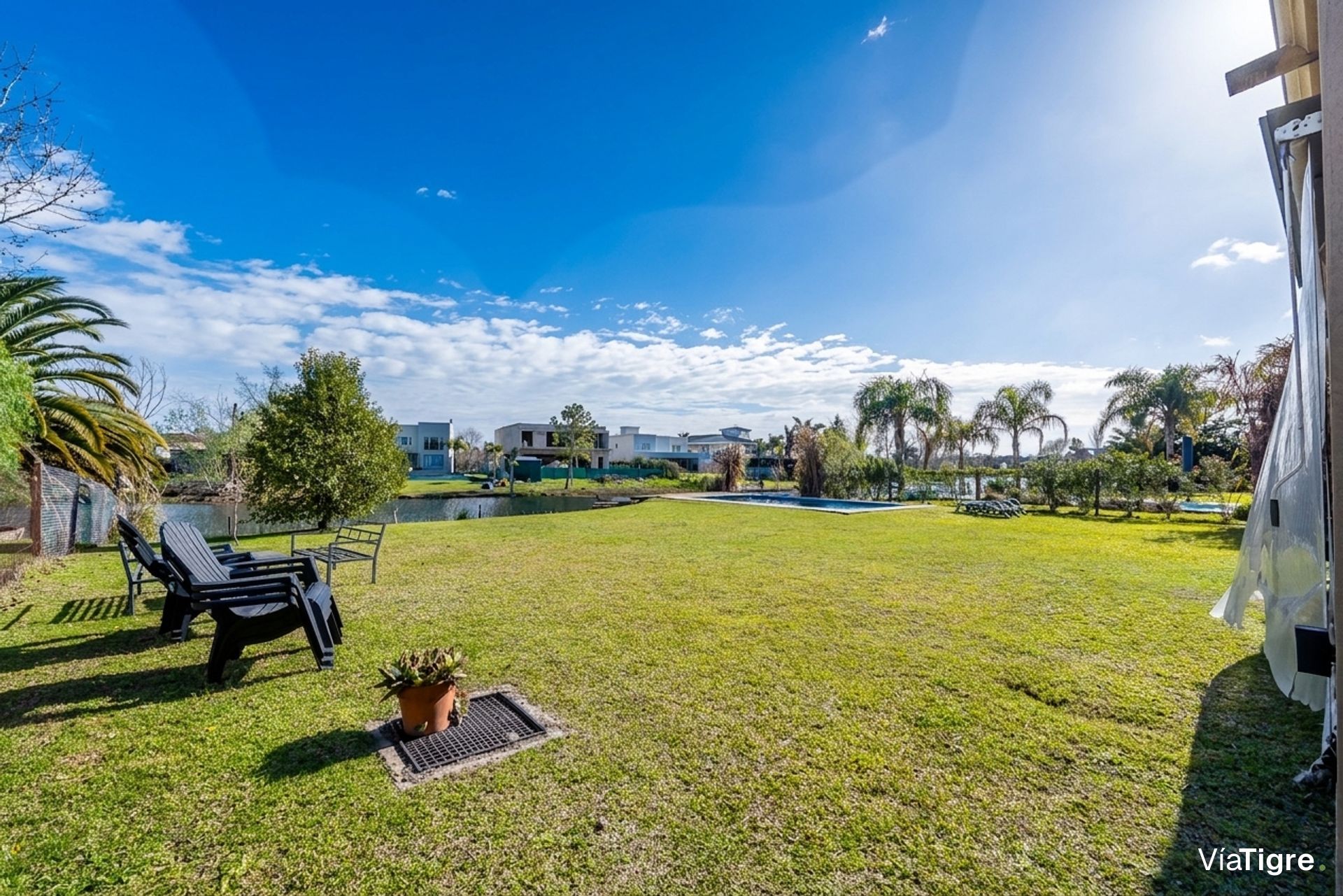 Venta Casa a la laguna en Barrio Santa Catalina
