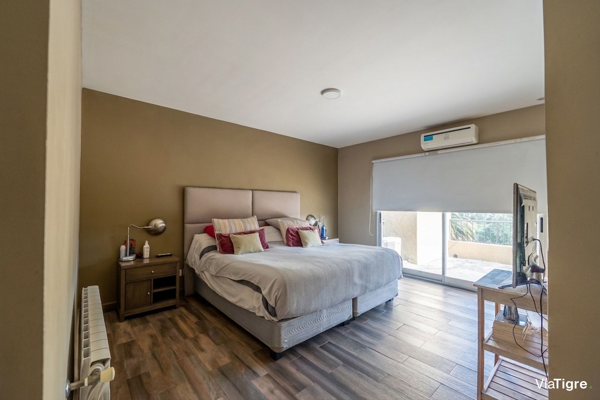 Venta Casa a la laguna en Barrio Santa Catalina