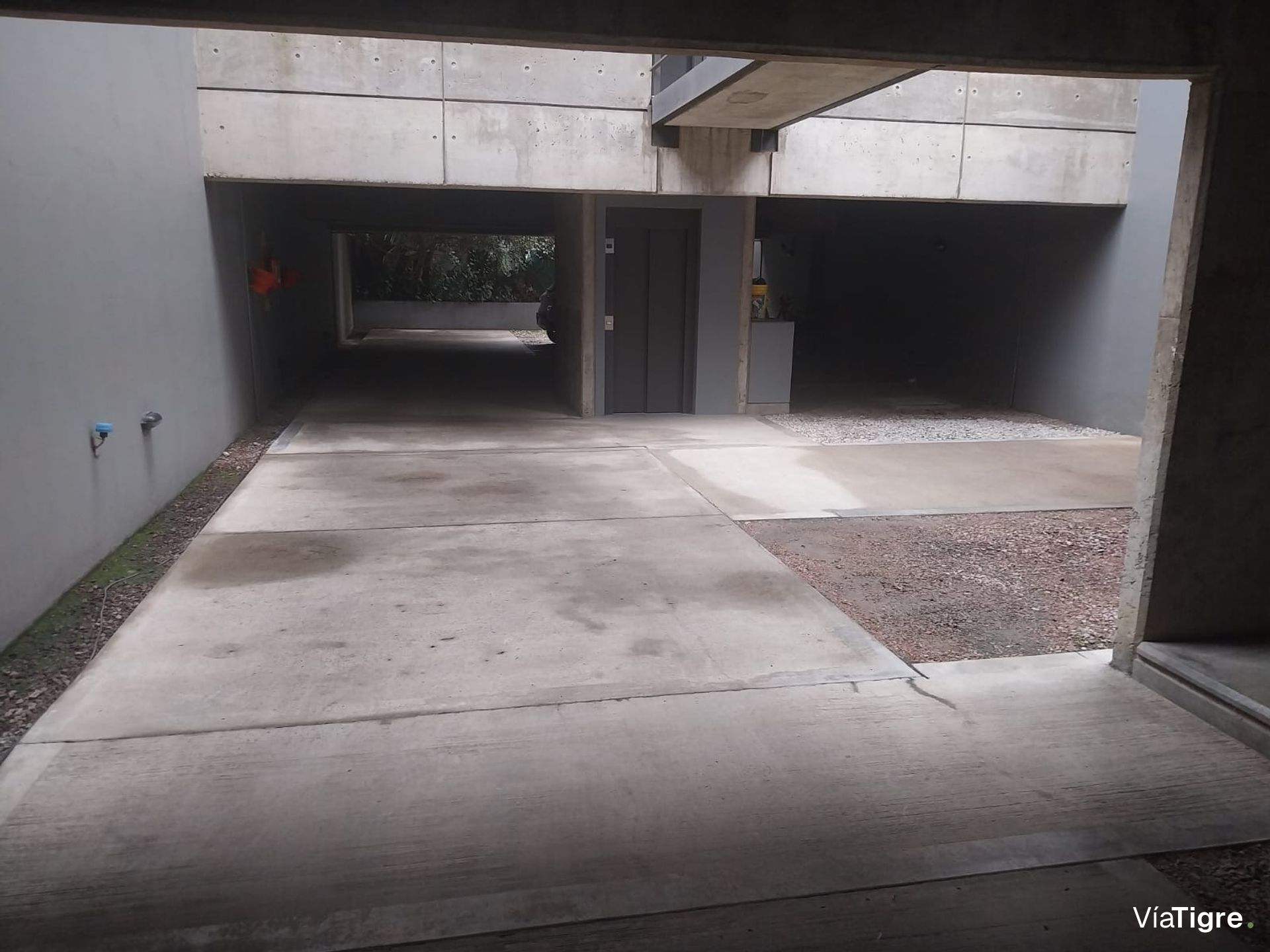 Venta departamento 3 ambientes en Victoria