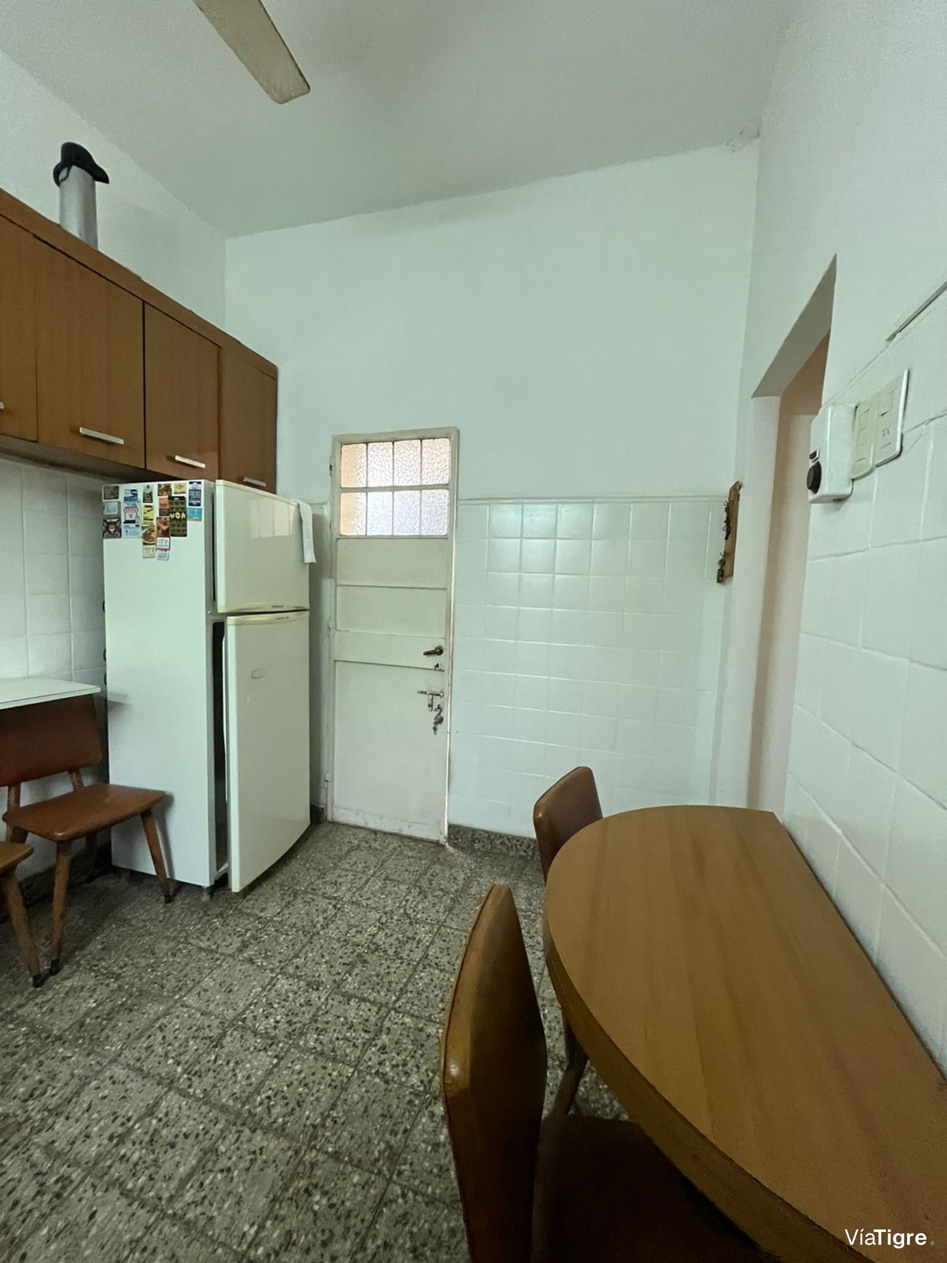 Venta casa 3 ambientes c/patio terraza y cochera