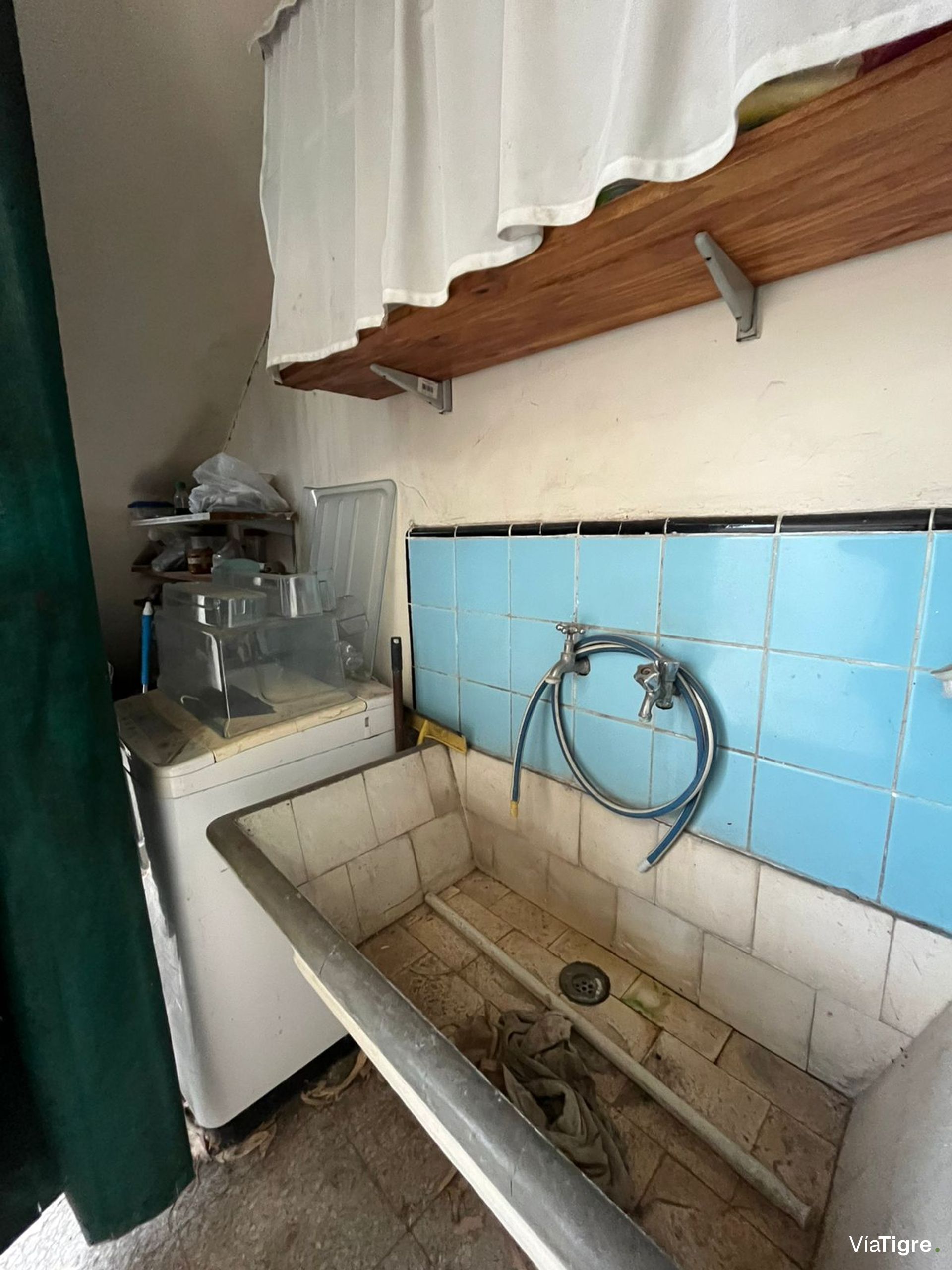 Venta casa 3 ambientes c/patio terraza y cochera