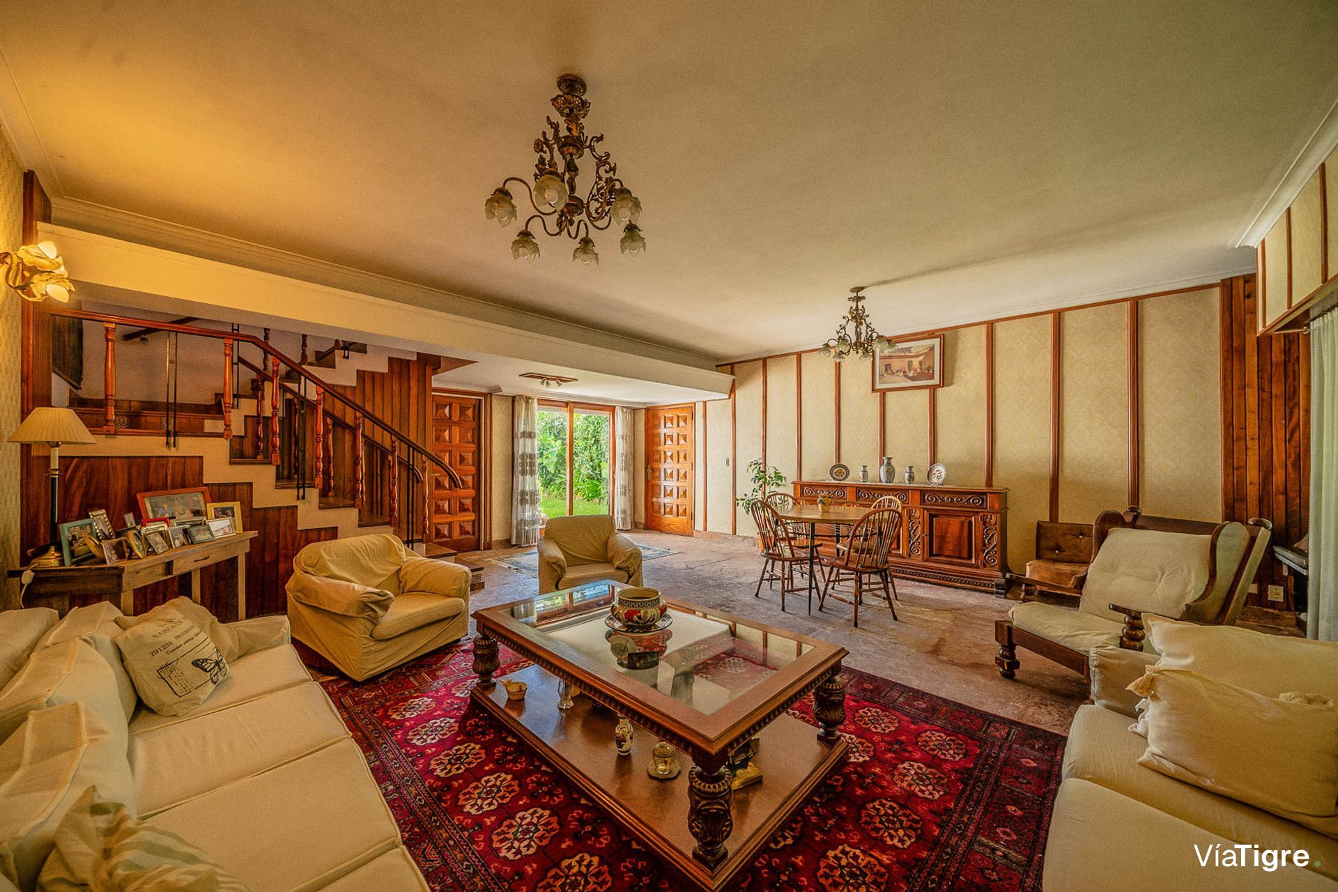 Venta/Casa 5 ambientes/San Fernando/Jardin/Quincho