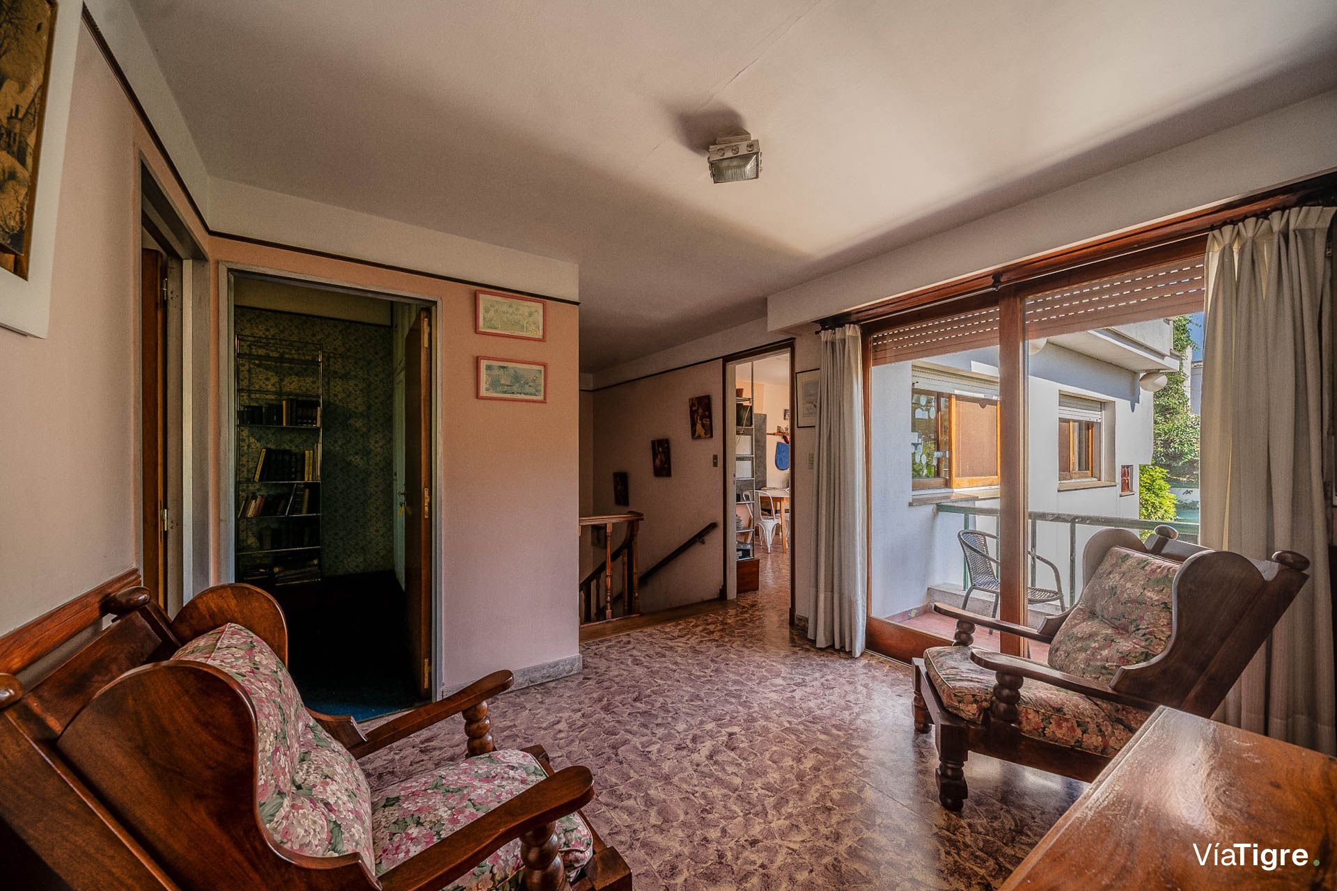 Venta/Casa 5 ambientes/San Fernando/Jardin/Quincho