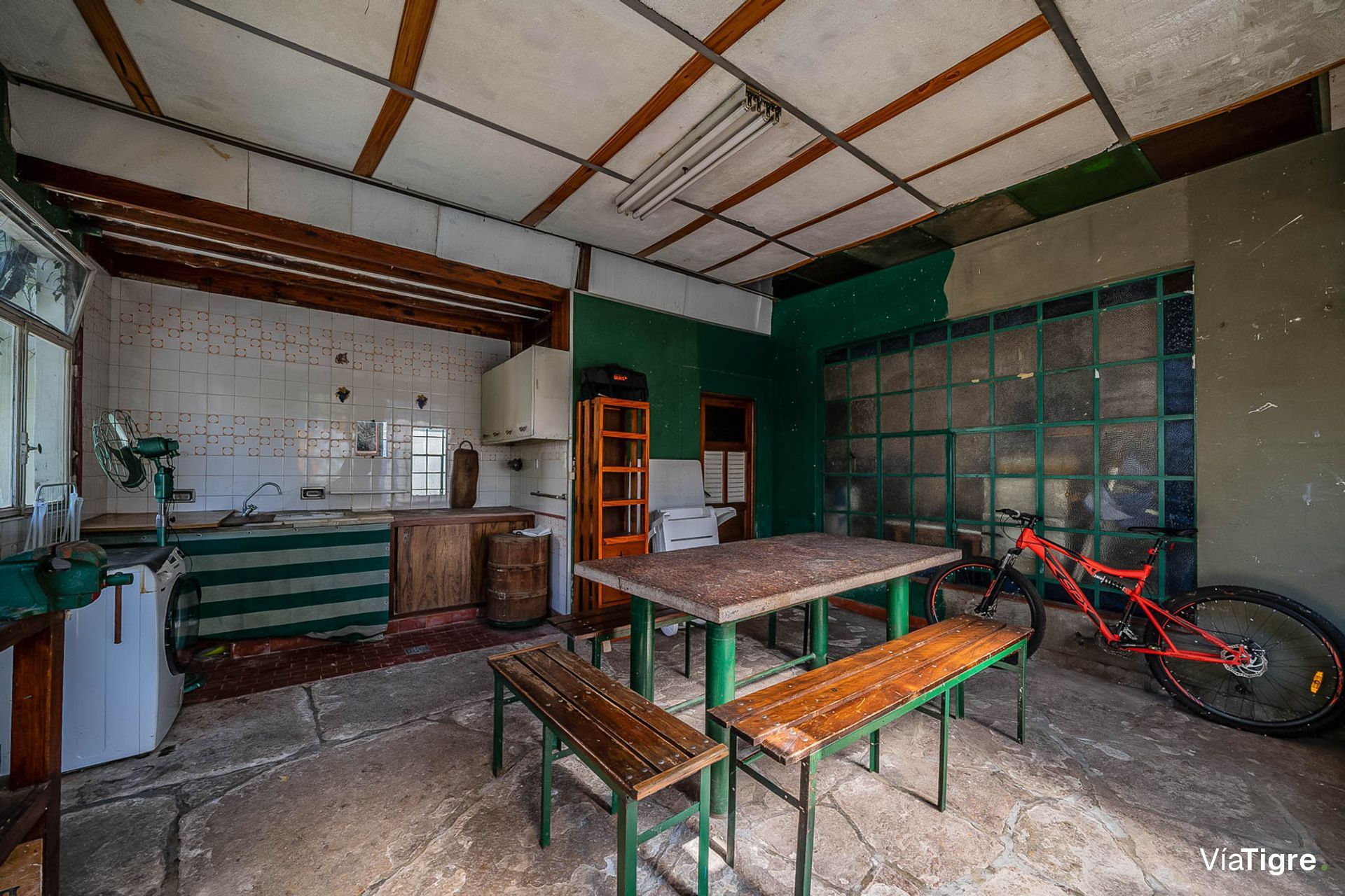Venta/Casa 5 ambientes/San Fernando/Jardin/Quincho