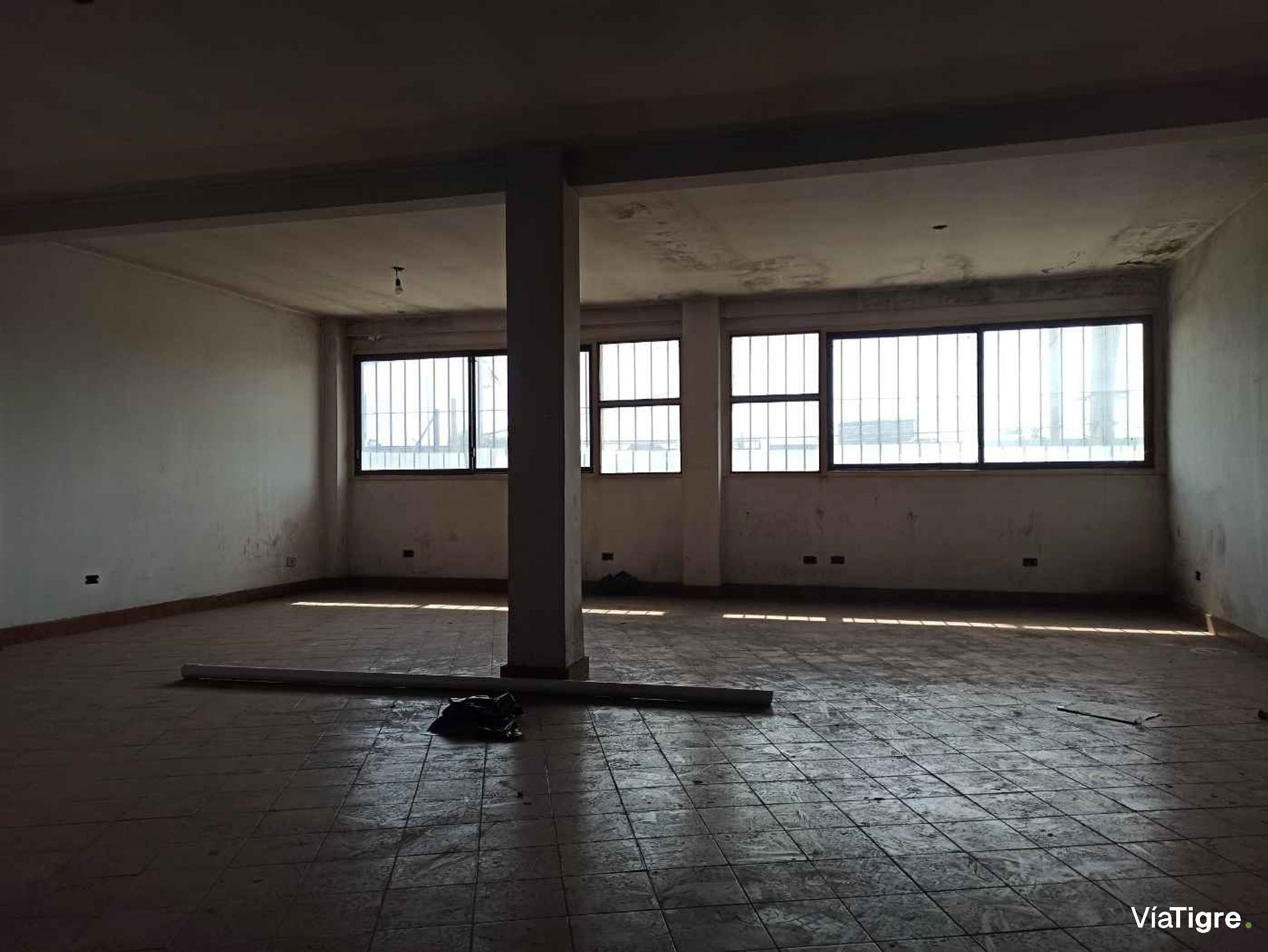 Oficina en Alquiler 202 y Panamericana - Torcuato