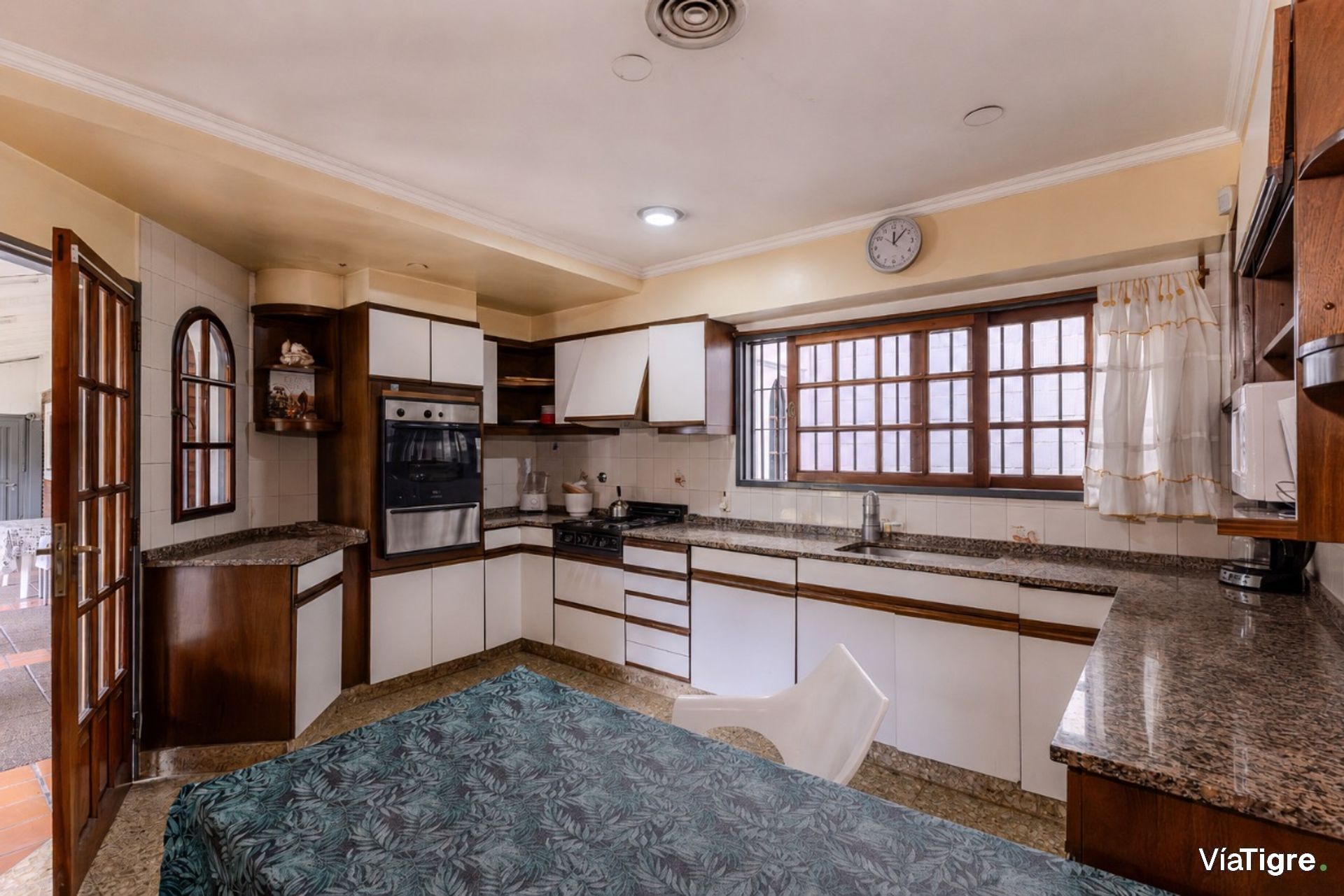 Venta Casa Doble Acceso Y Jardin Gran Terreno