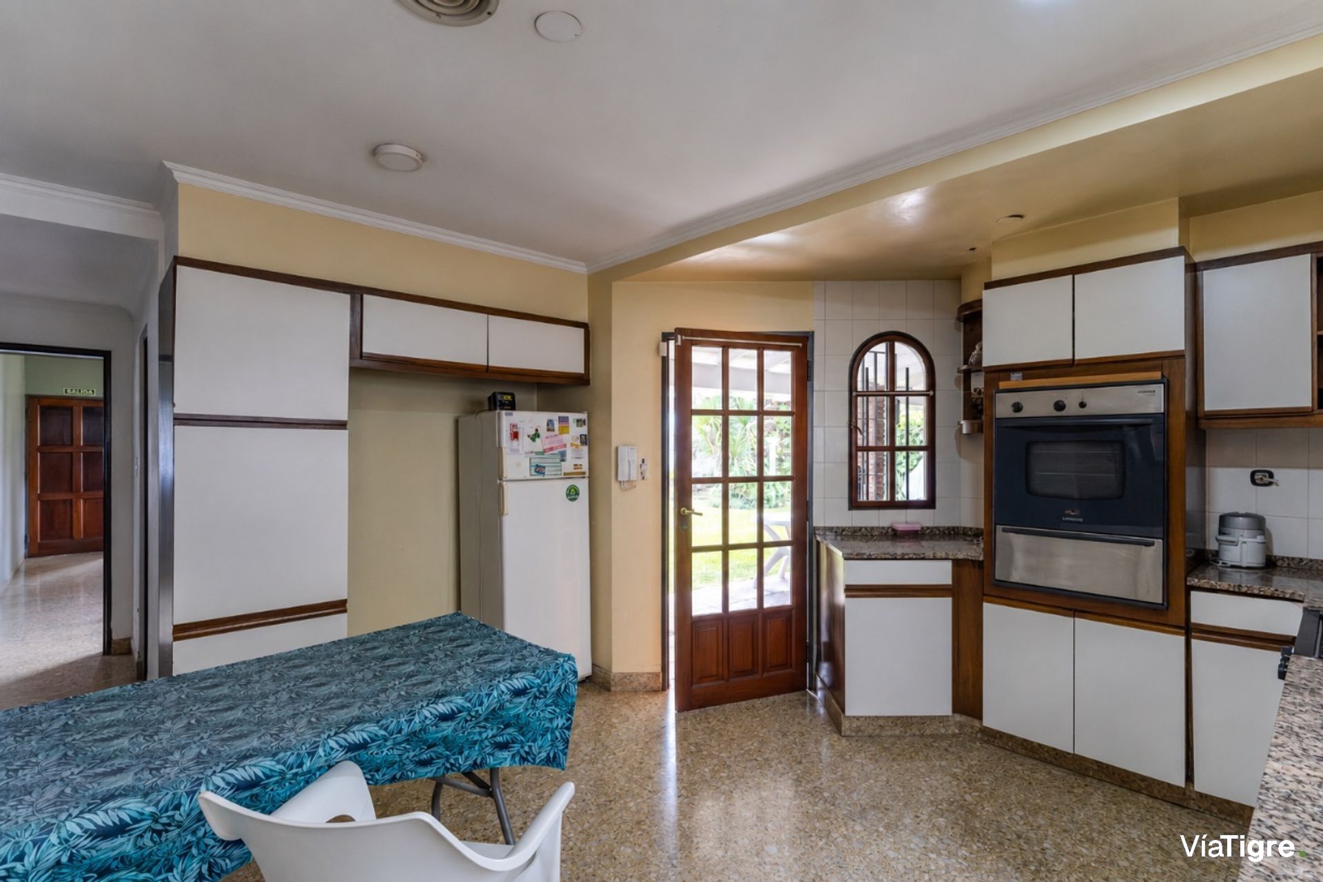 Venta Casa Doble Acceso Y Jardin Gran Terreno