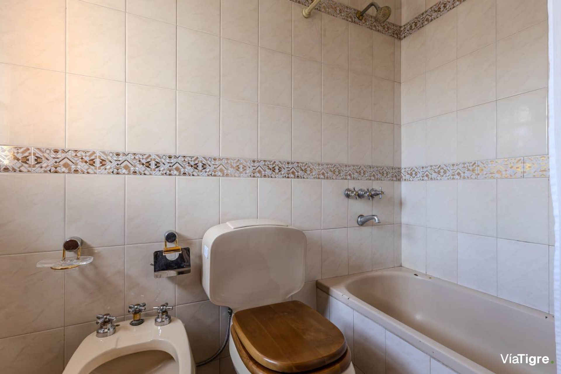 Venta Casa Doble Acceso Y Jardin Gran Terreno