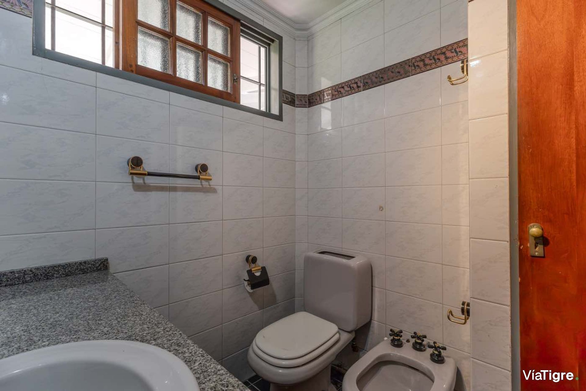 Venta Casa Doble Acceso Y Jardin Gran Terreno