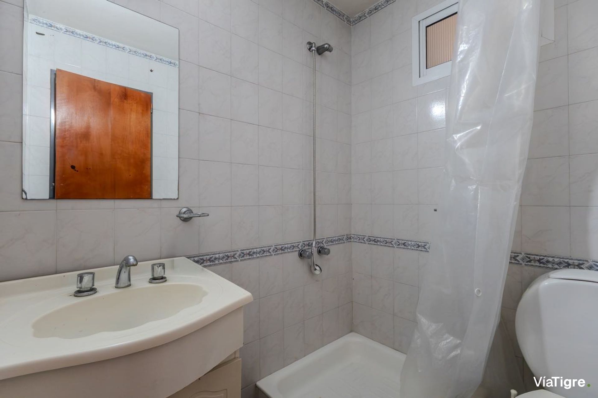 Venta Casa Doble Acceso Y Jardin Gran Terreno