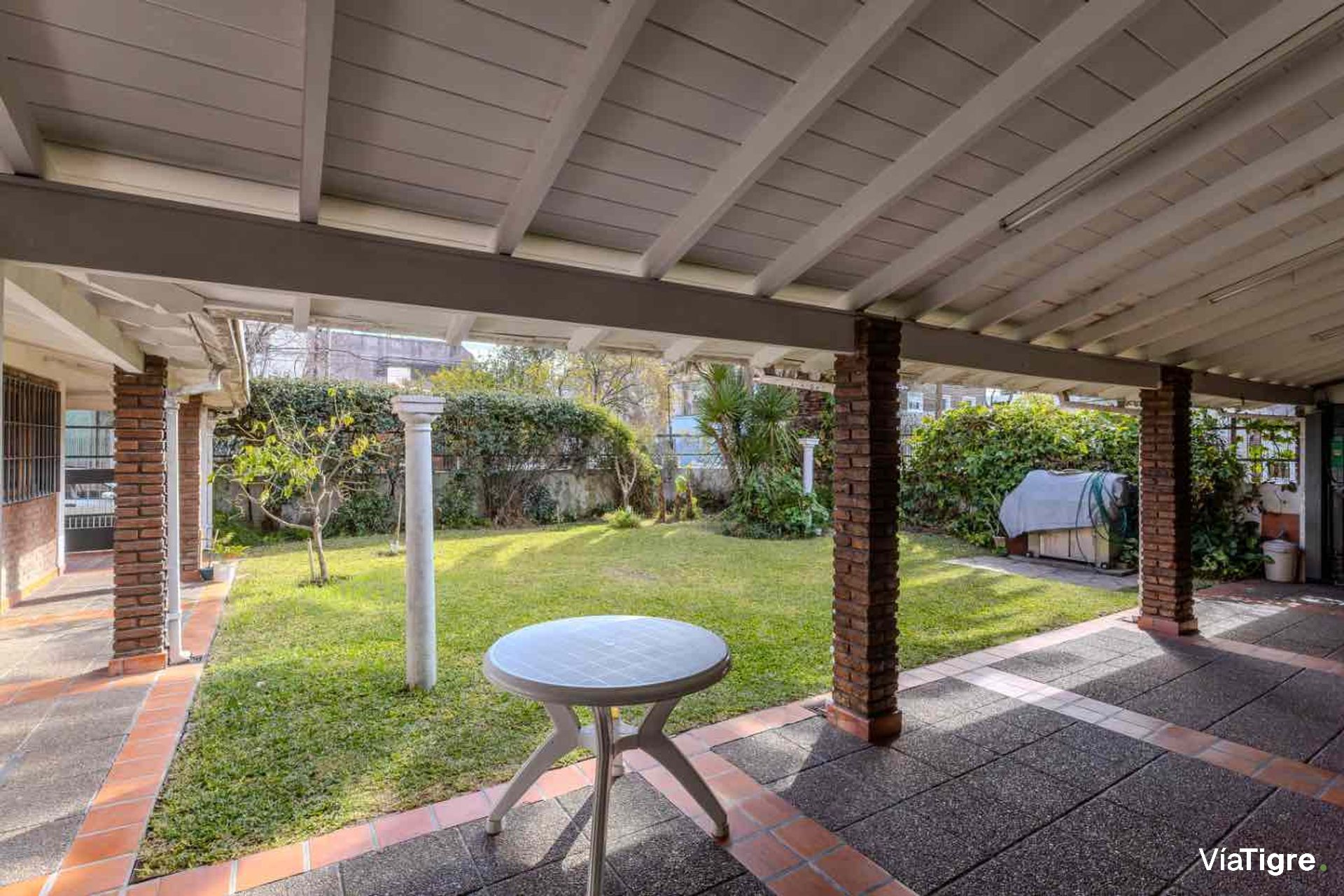 Venta Casa Doble Acceso Y Jardin Gran Terreno