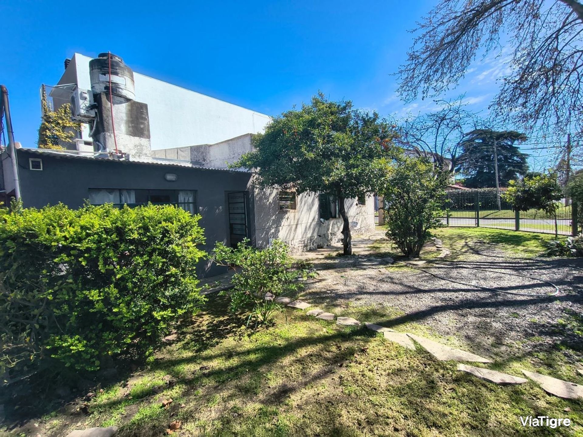 Venta Casa 5 Amb En Venta - Benavides