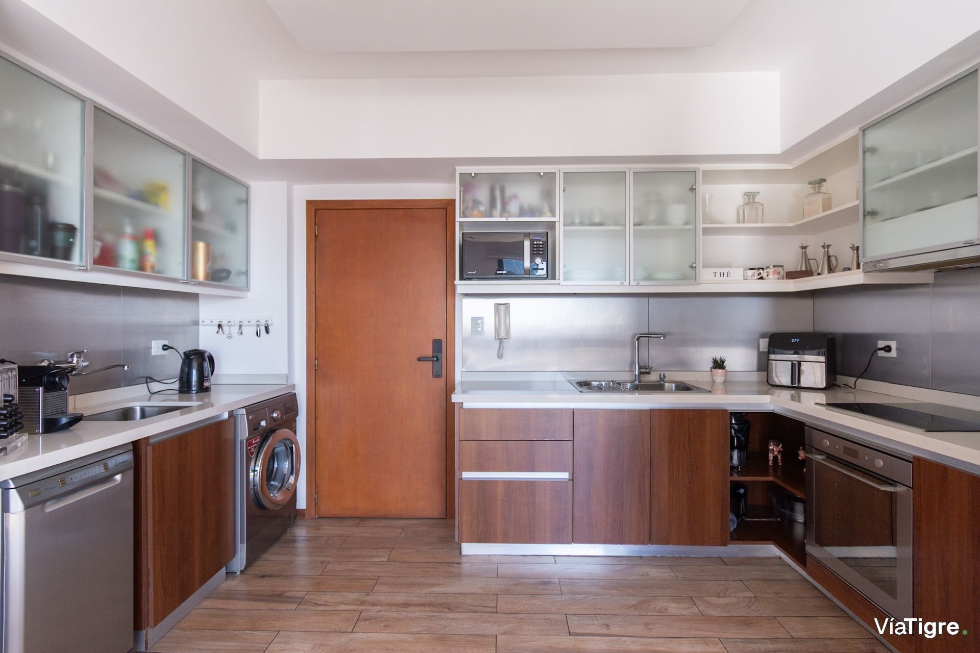 VENTA 3 AMBIENTES con cocheras VICENTE LOPEZ