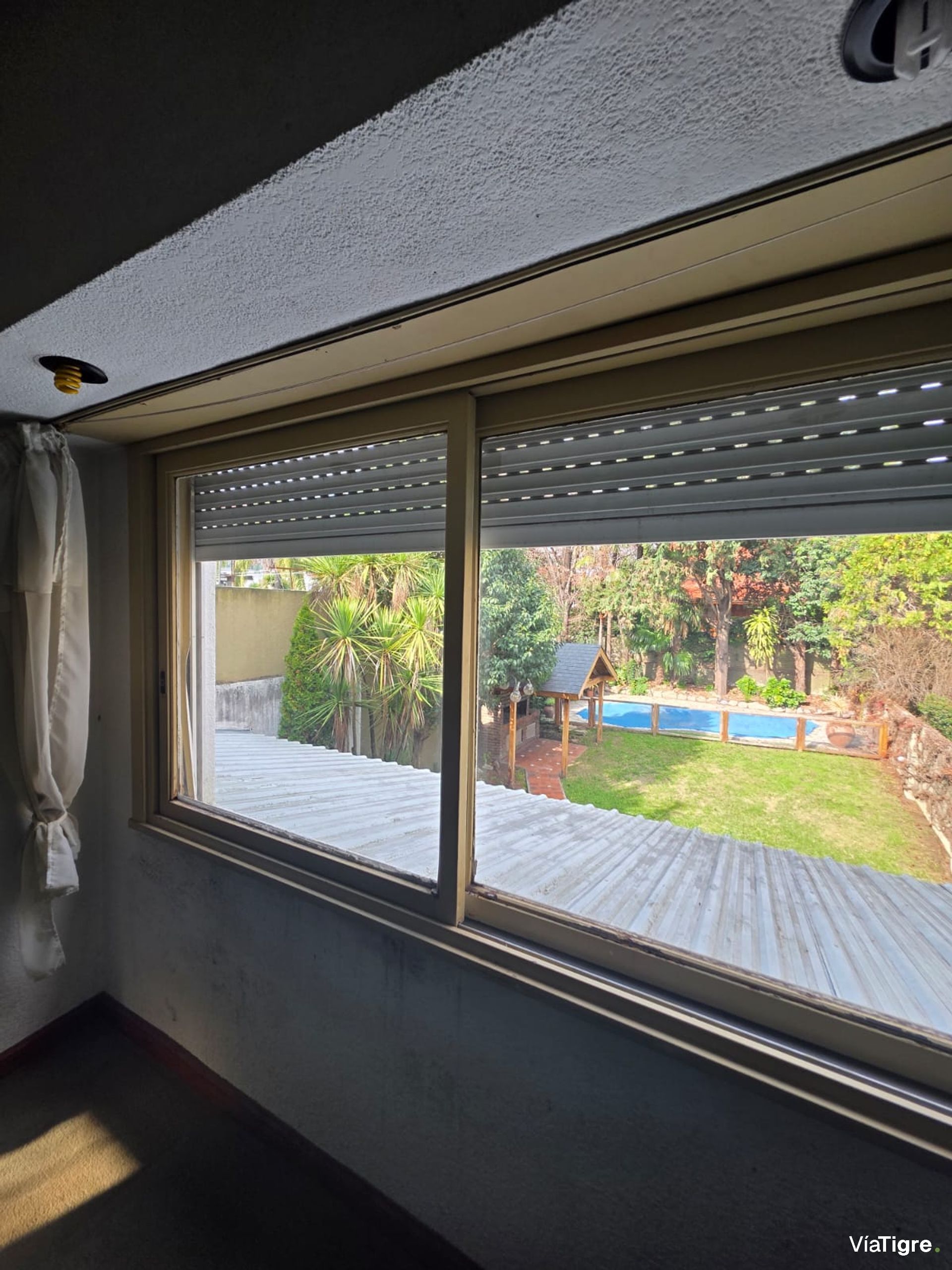 Venta Casa FLORIDA 5 amb+dep Lote 360 m2 Piscina