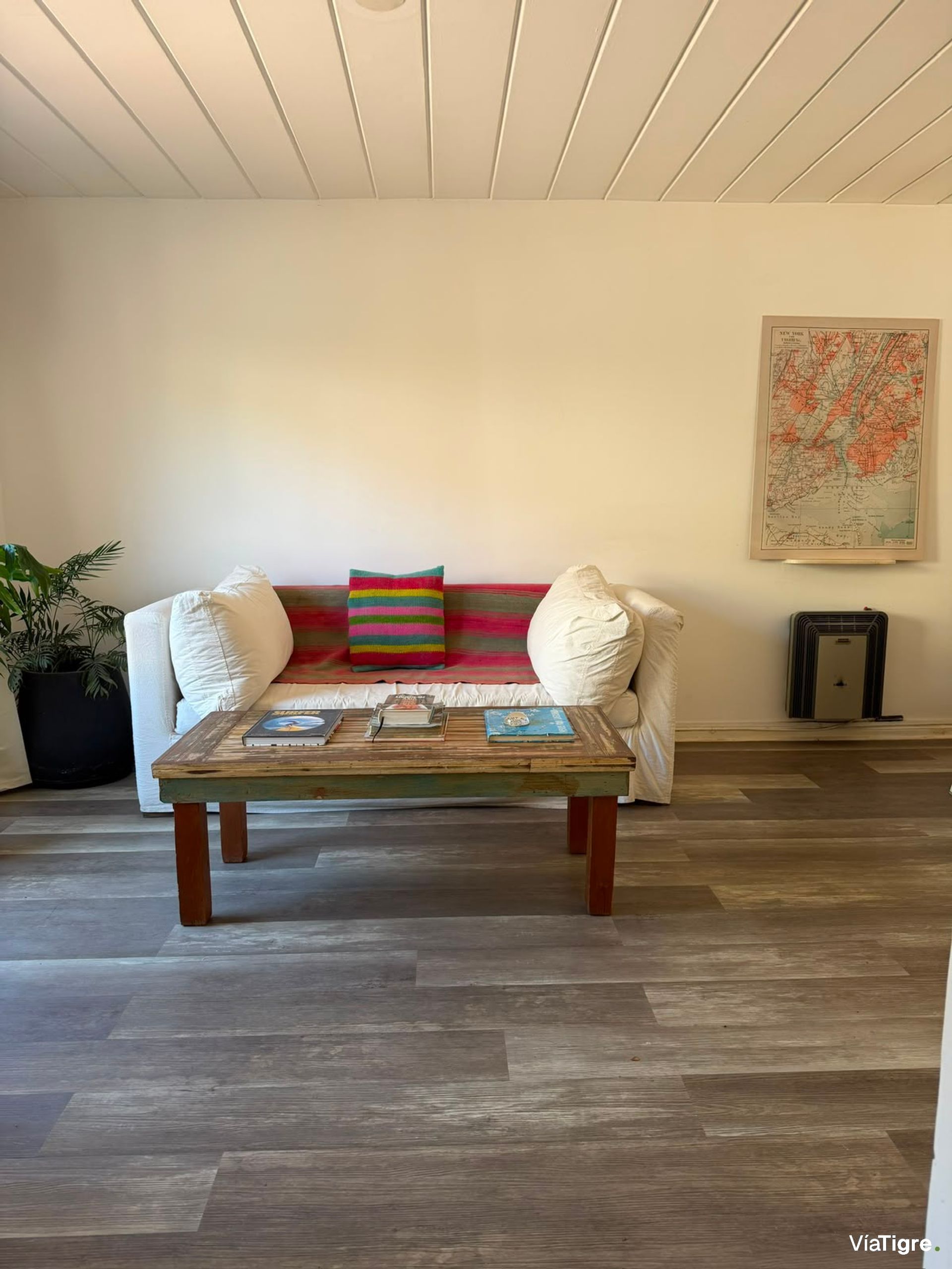 Venta Casa En Barrio Pinar De Tigre Con 2 Cocheras