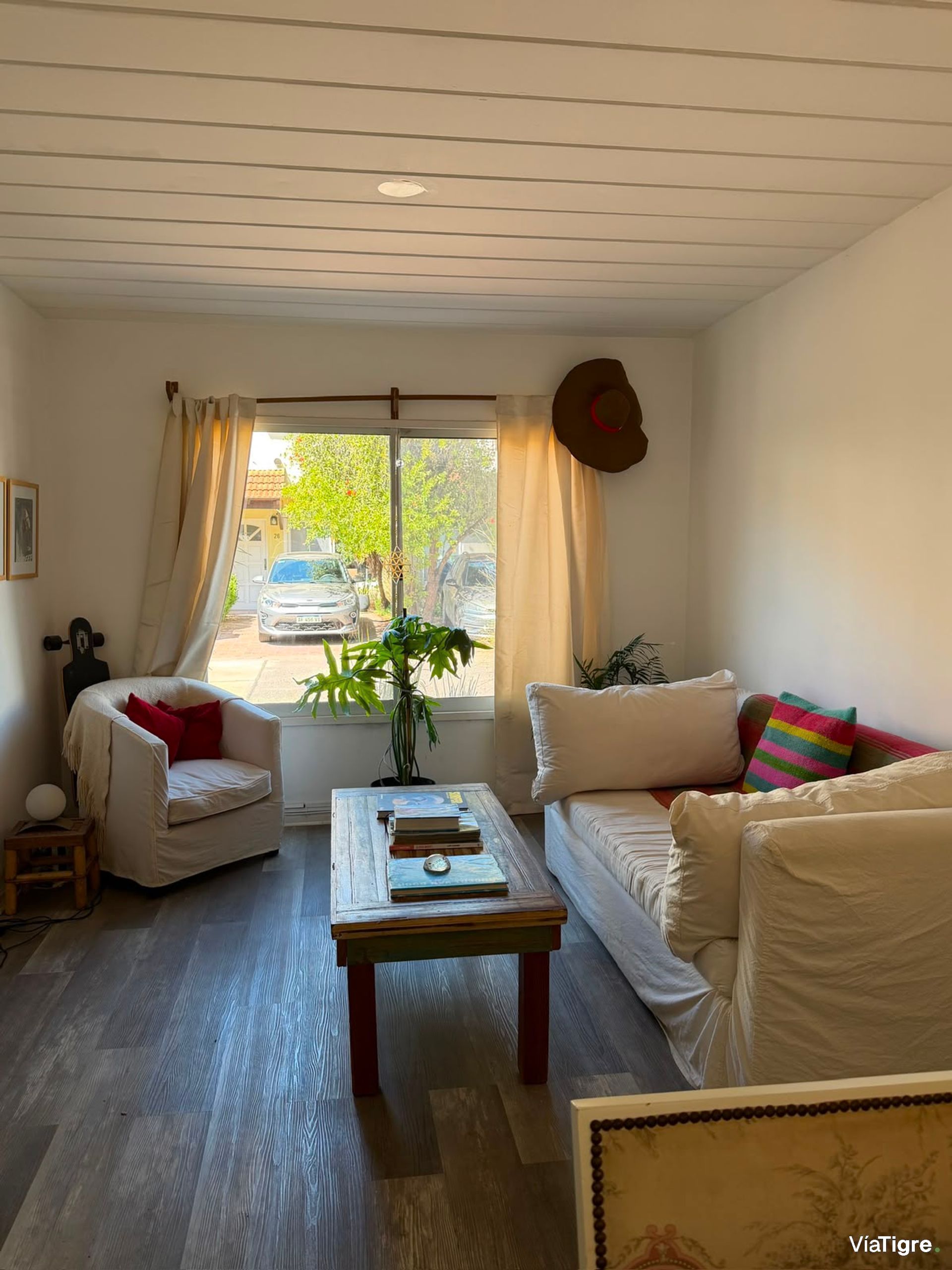 Venta Casa En Barrio Pinar De Tigre Con 2 Cocheras