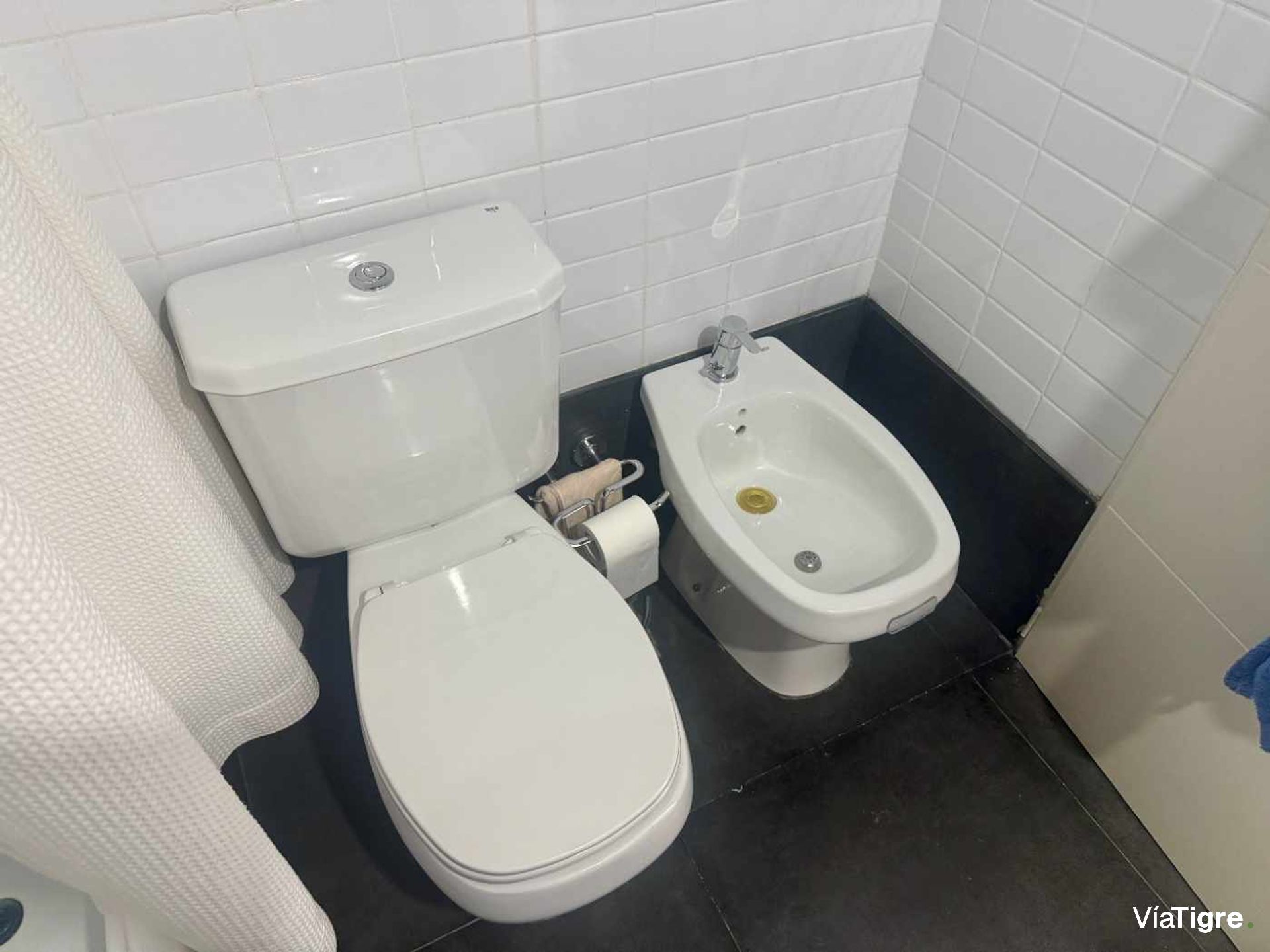 VENTA monoambiente balcon con cochera - La Lucila