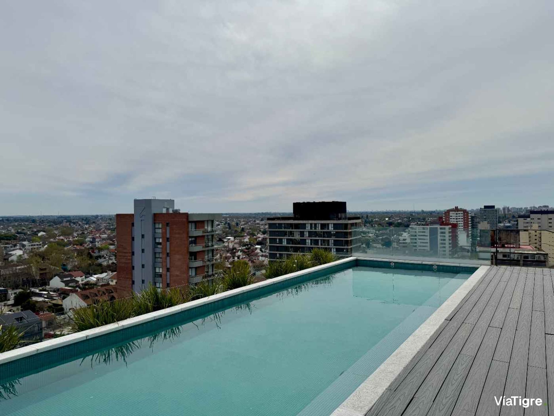 VENTA monoambiente balcon con cochera - La Lucila