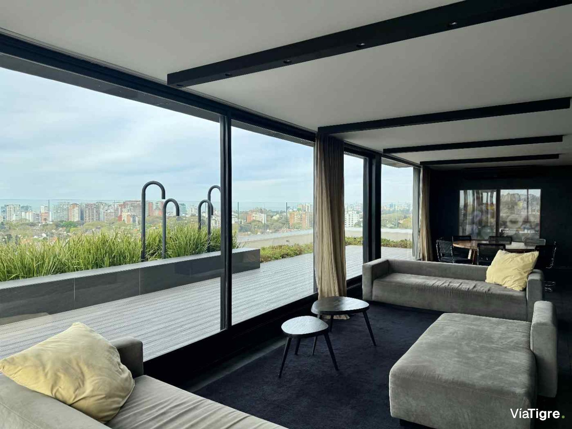 VENTA monoambiente balcon con cochera - La Lucila