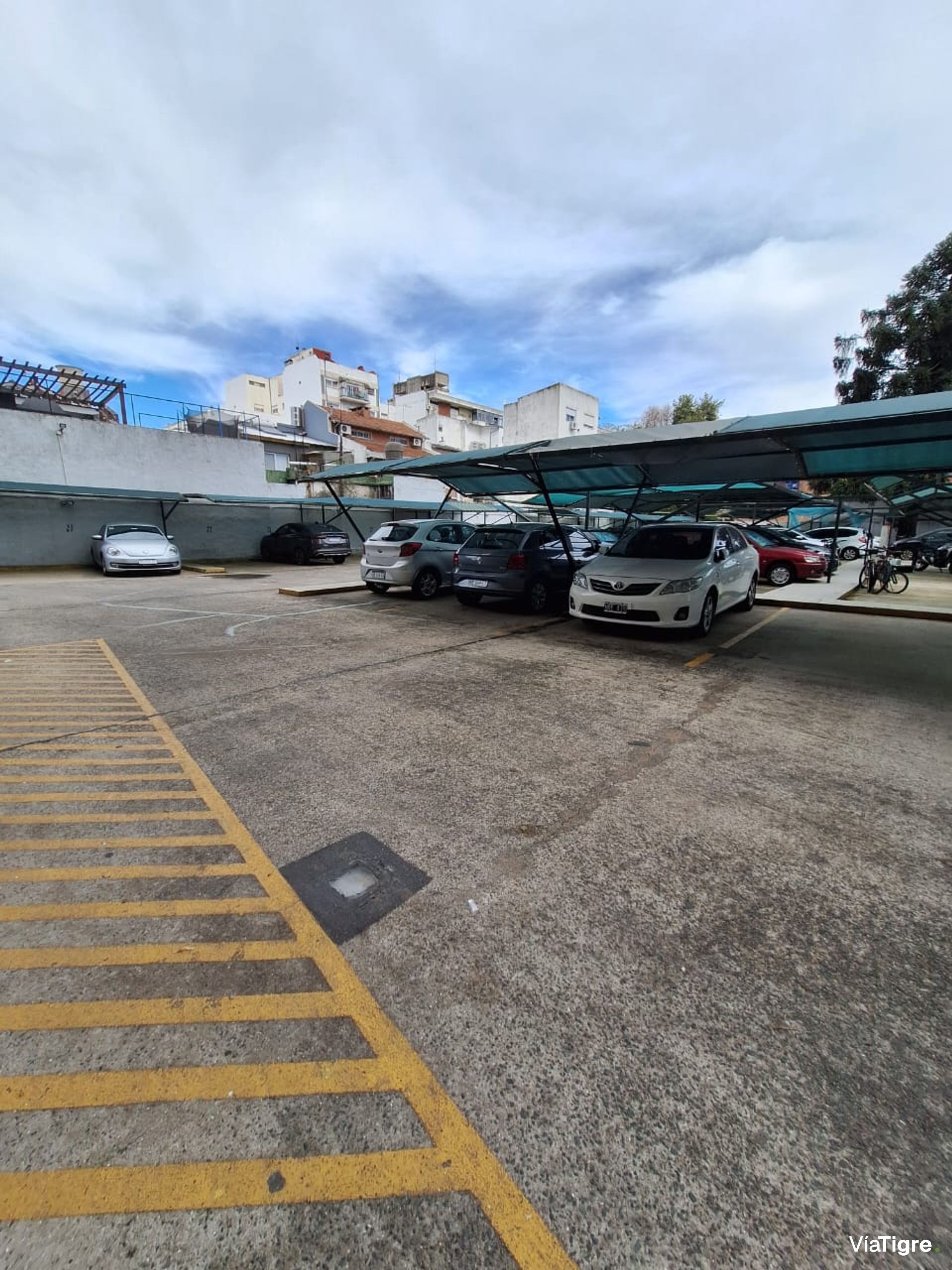 Cochera En Venta.avda Maipu. Vte Lopez.c/Seguridad