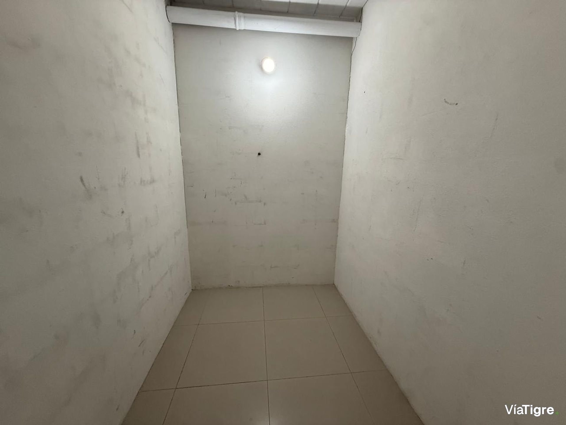 Oficina Local En Venta En El Complejo Rivera Park