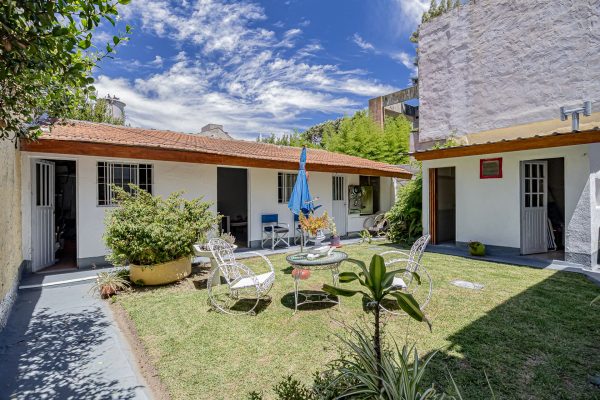 Casa 5 Ambientes En Martinez Permuta Financia