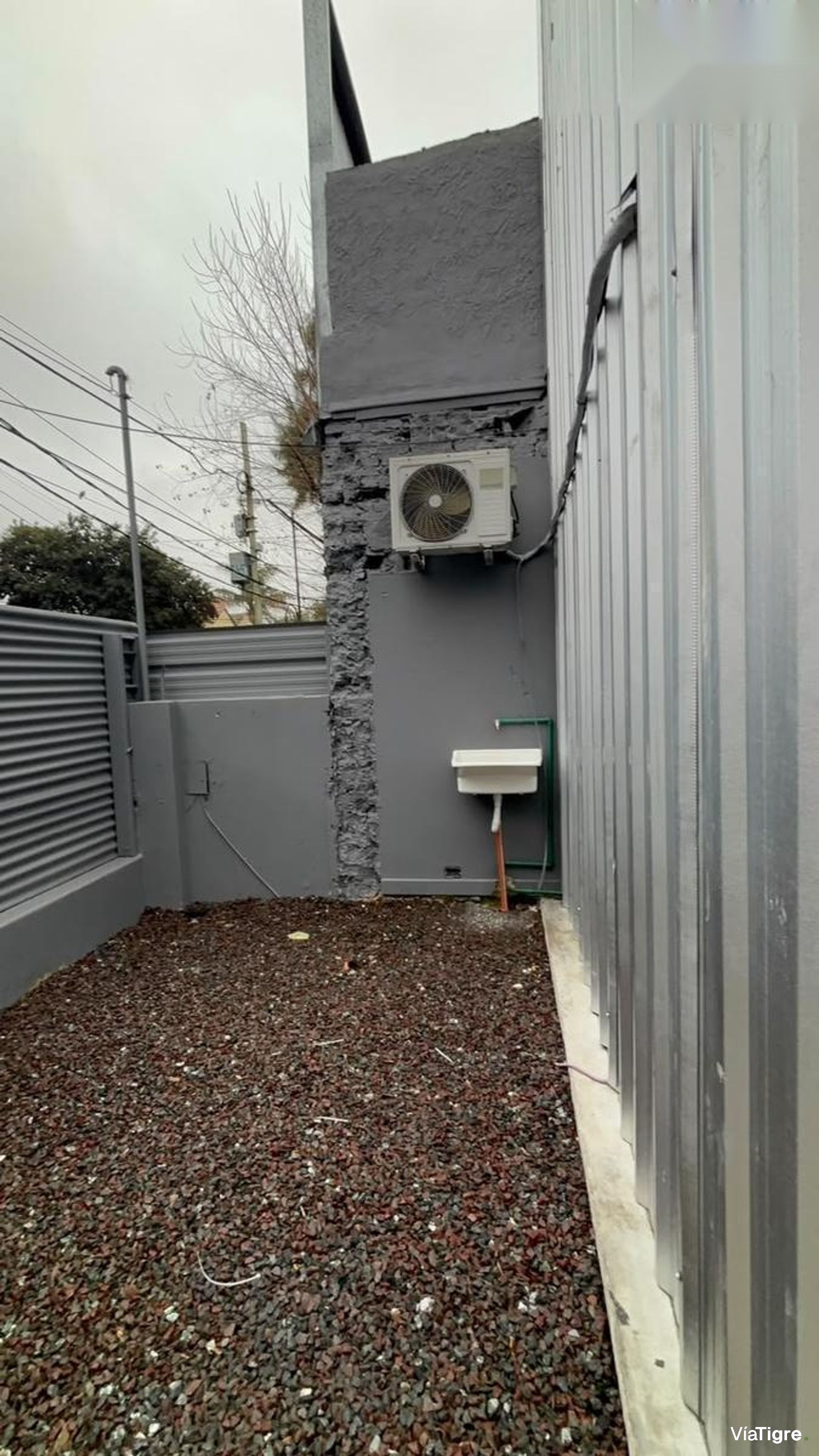 Alquiler Galpon 190 M2 Cubiertos 11 Mts De Altura