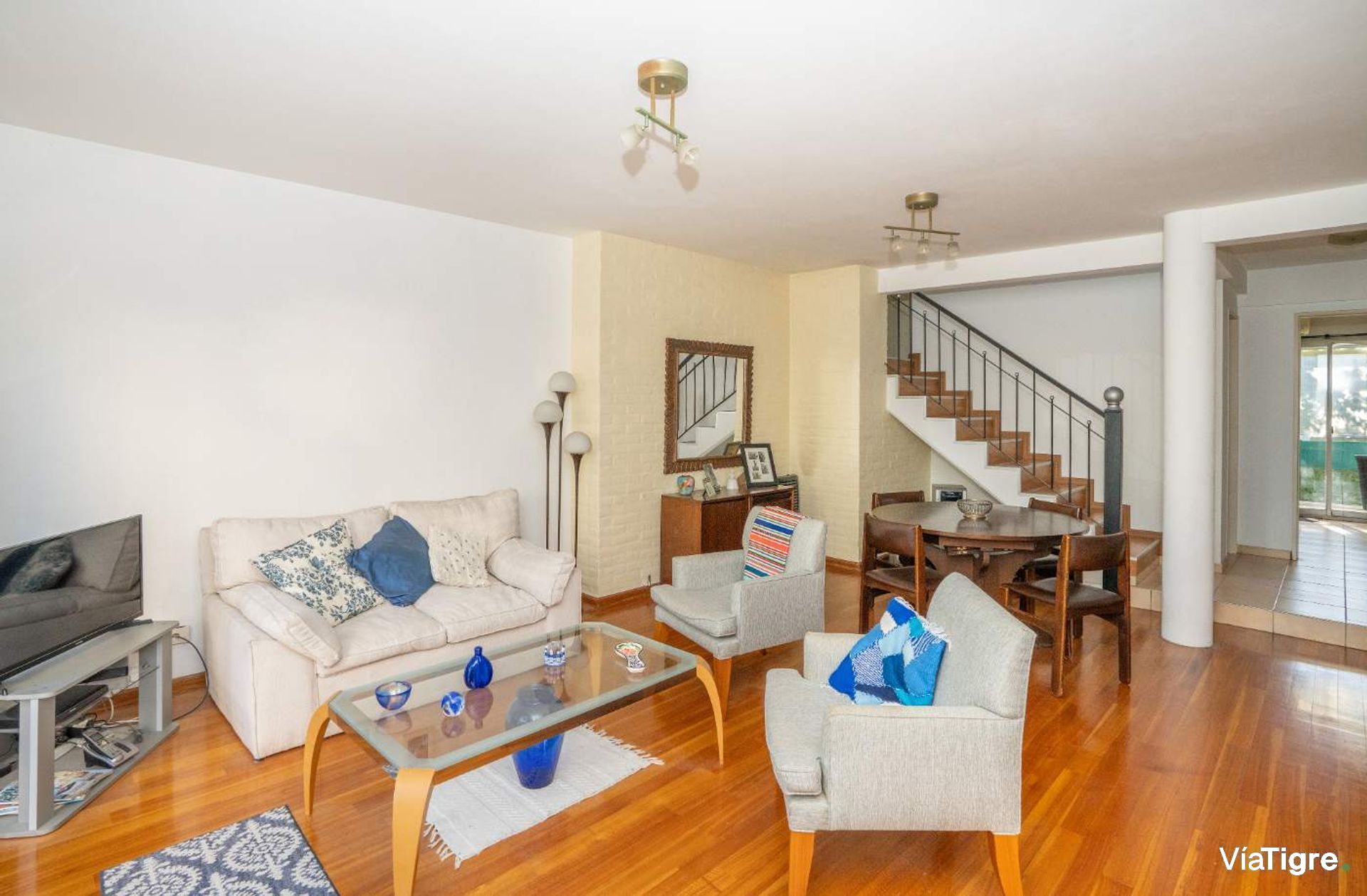 Venta Departamento 4 ambientes cochera San Isidro