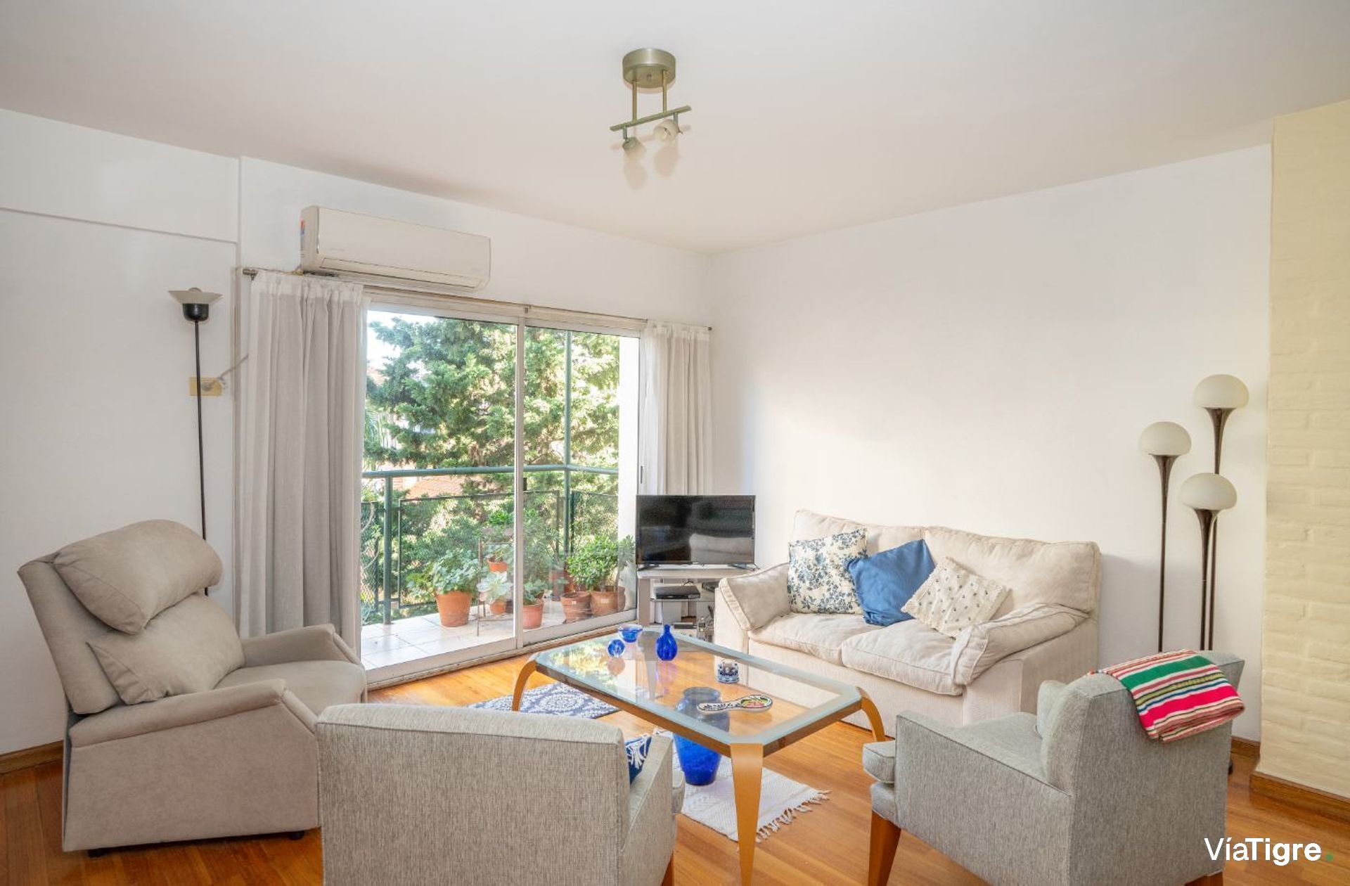 Venta Departamento 4 ambientes cochera San Isidro