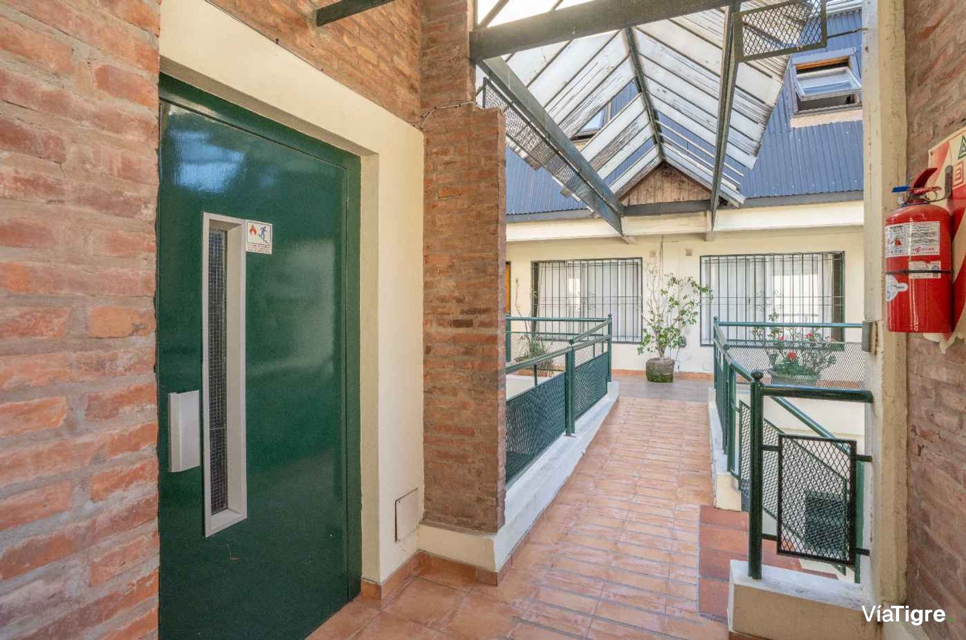 Venta Departamento 4 ambientes cochera San Isidro