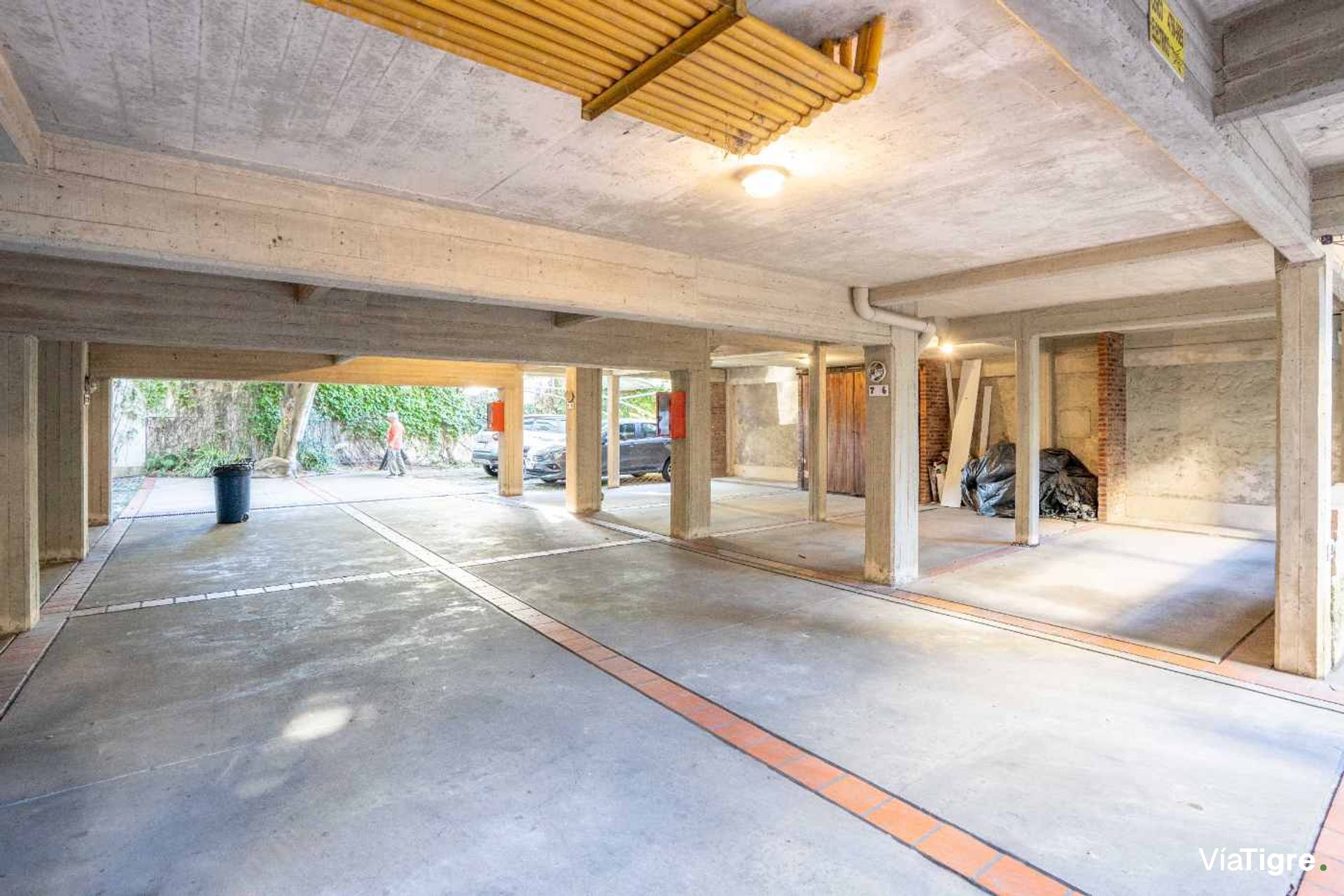 Venta Departamento 4 ambientes cochera San Isidro