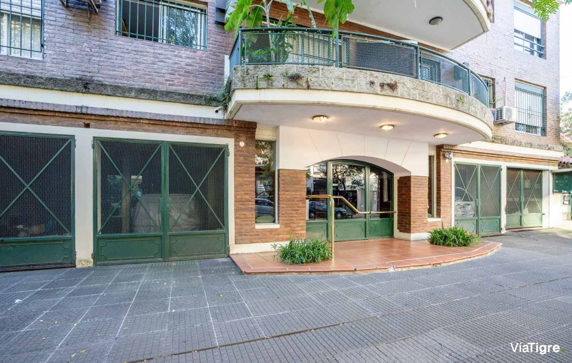 Venta Departamento 4 ambientes cochera San Isidro