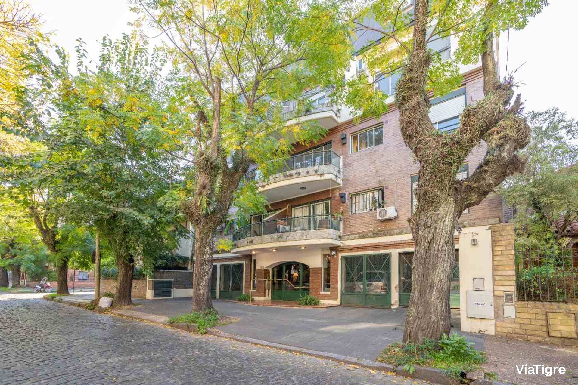 Venta Departamento 4 ambientes cochera San Isidro
