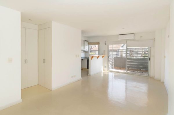 1-room apartment with balcony for rent in Florida Este