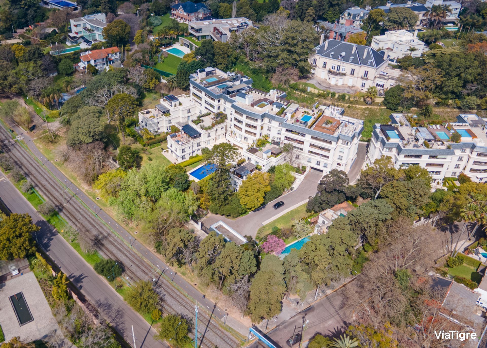 Venta Departamento 4 Ambientes Barrancas Al Rio