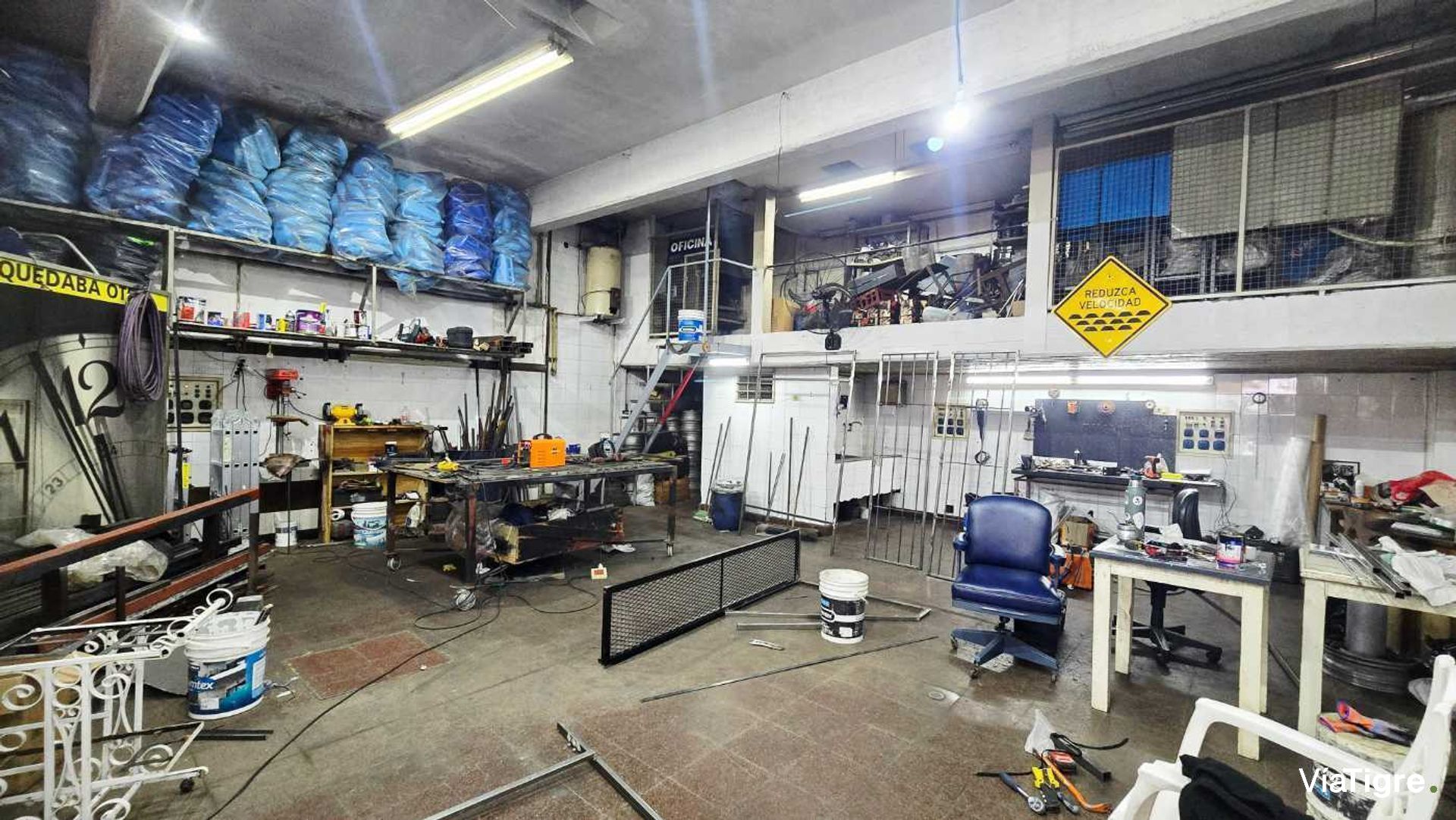 Venta Galpon, Deposito y Local en PH, Munro