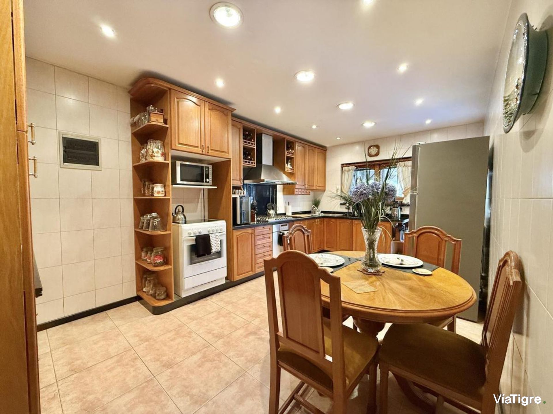 Casa En Venta 6 Ambientes Olivos Apta Credito