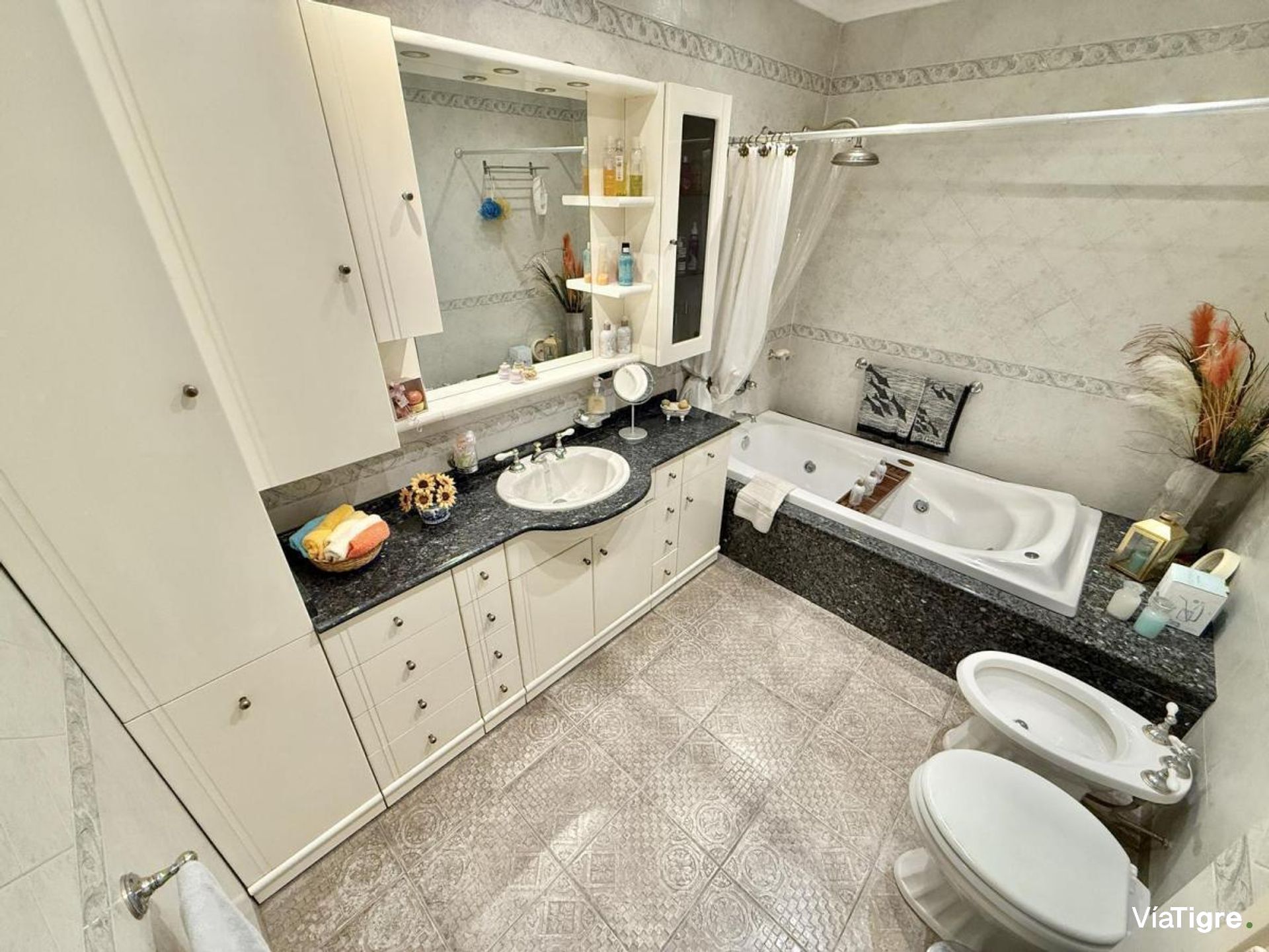 Casa En Venta 6 Ambientes Olivos Apta Credito