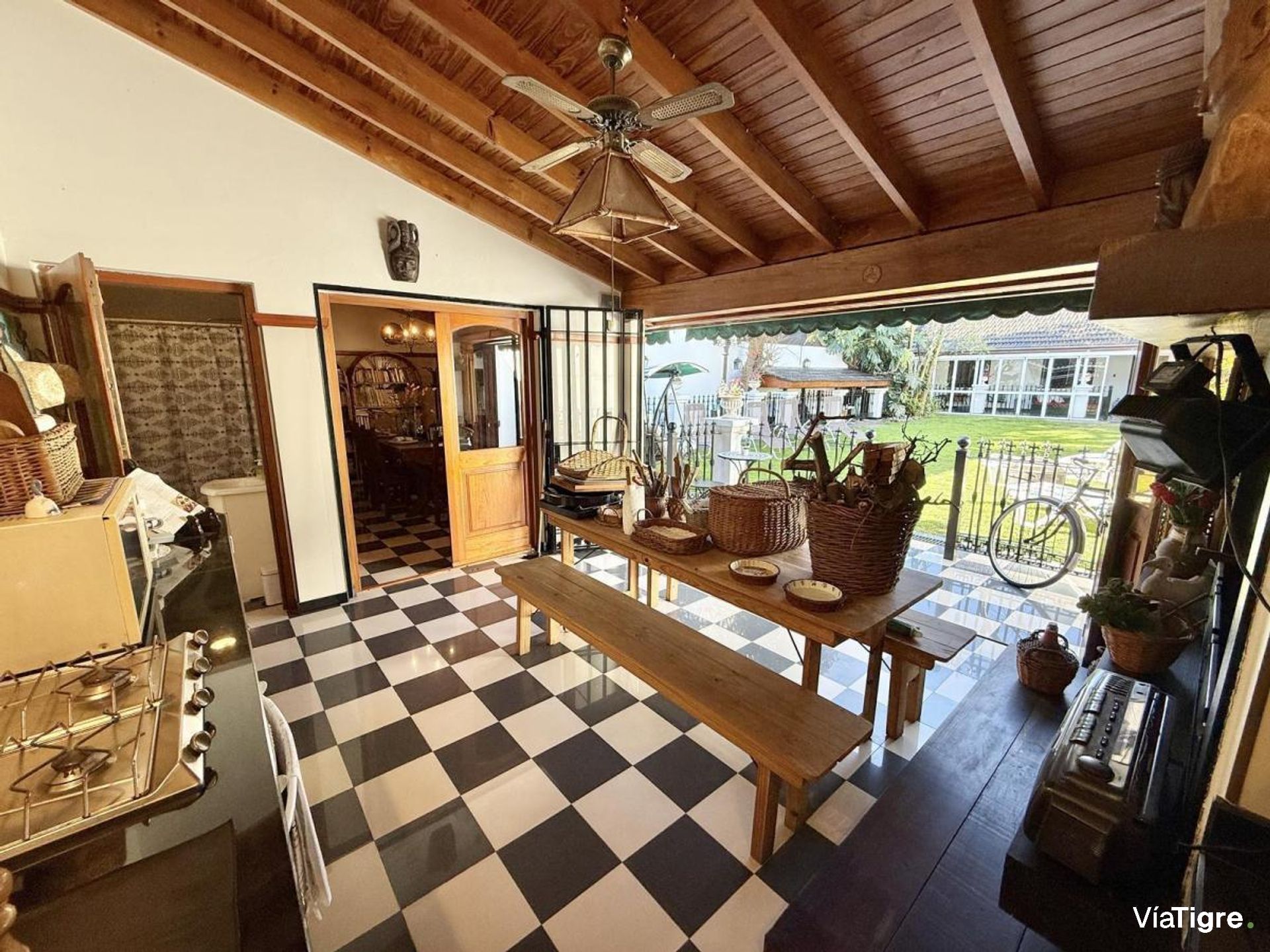 Casa En Venta 6 Ambientes Olivos Apta Credito