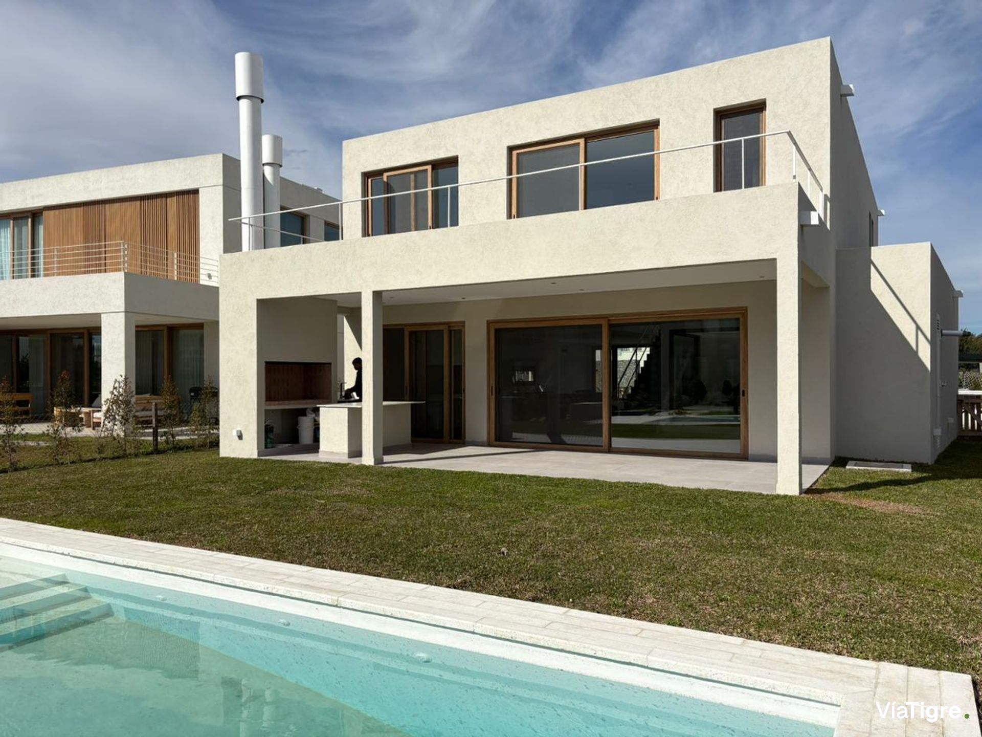 Venta Casa a Estrenar 4 Suites Carpinchos Nordelta