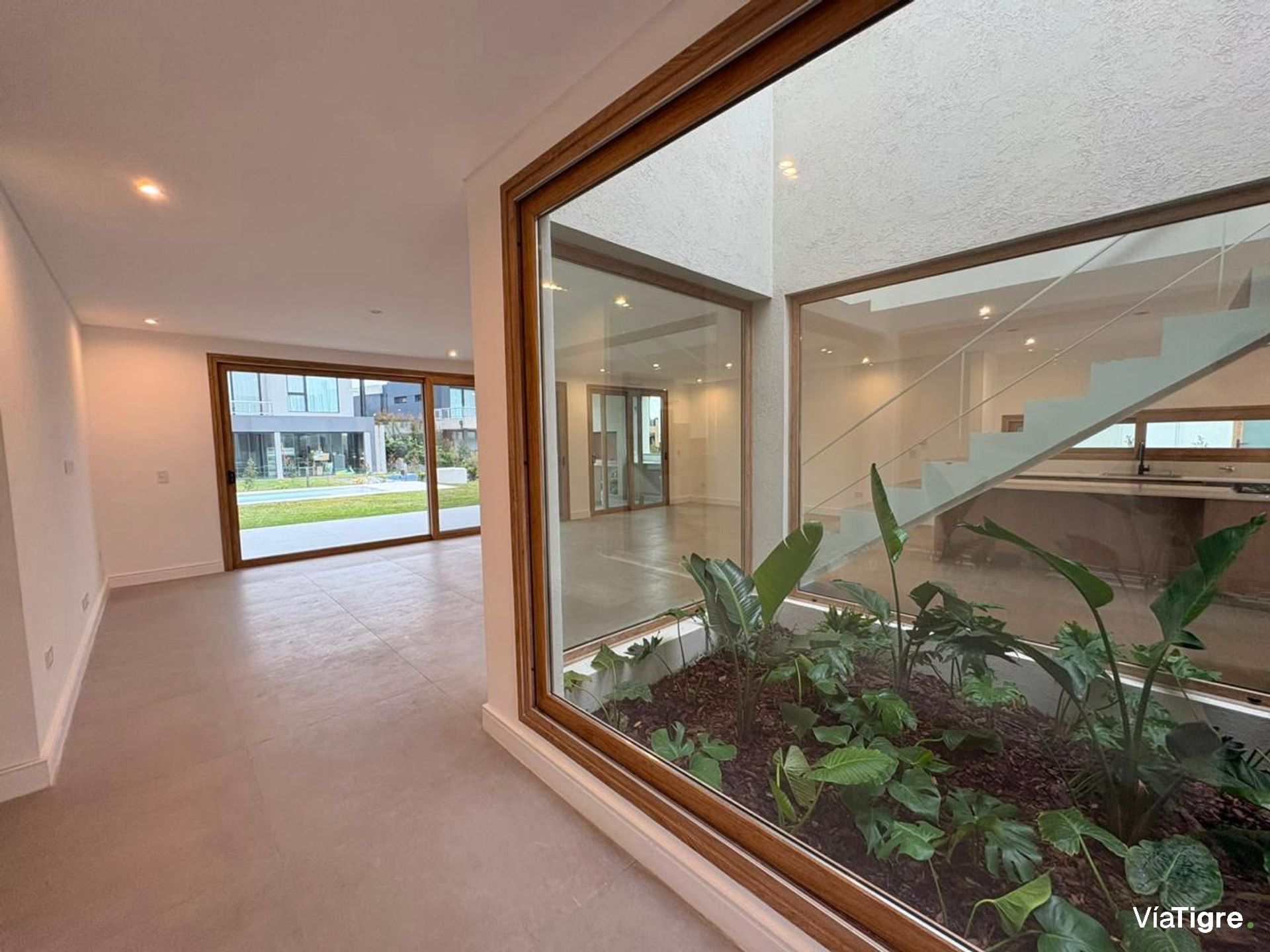 Venta Casa a Estrenar 4 Suites Carpinchos Nordelta