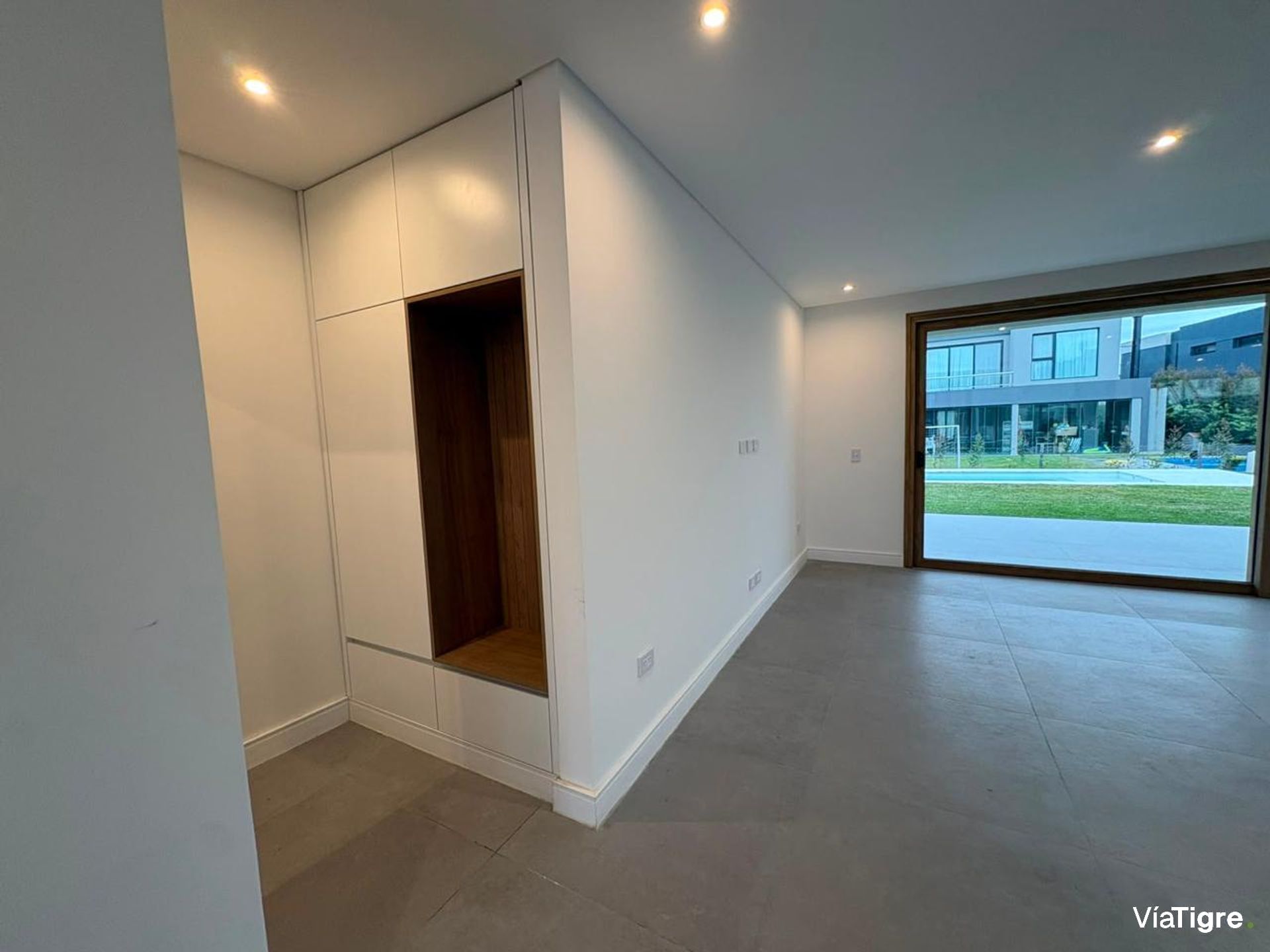 Venta Casa a Estrenar 4 Suites Carpinchos Nordelta