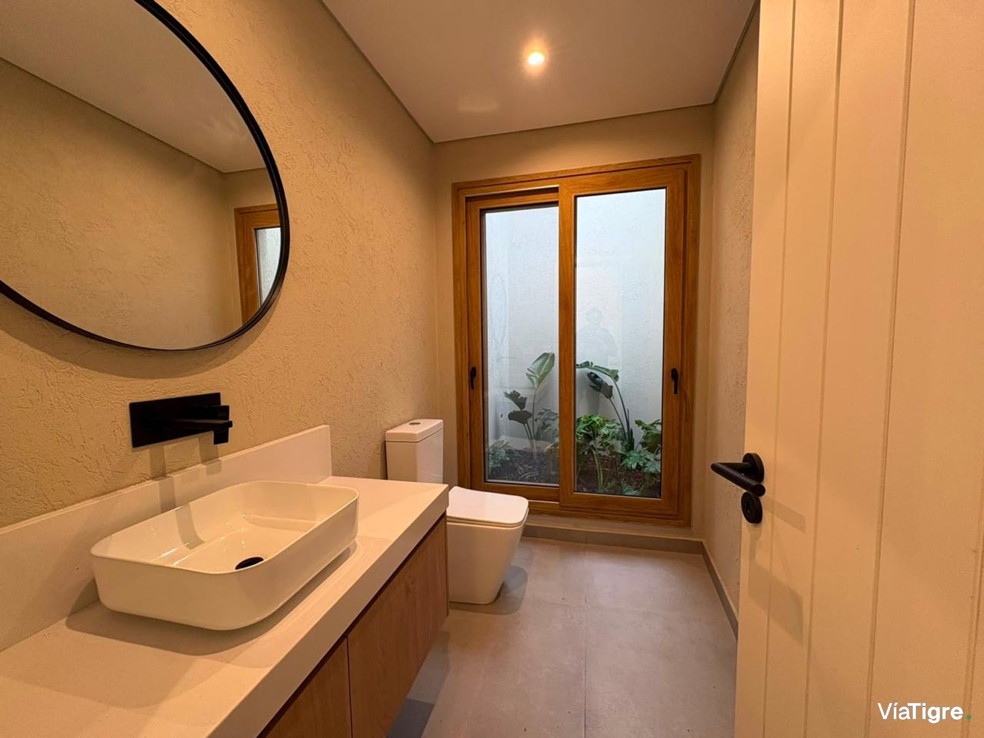 Venta Casa a Estrenar 4 Suites Carpinchos Nordelta