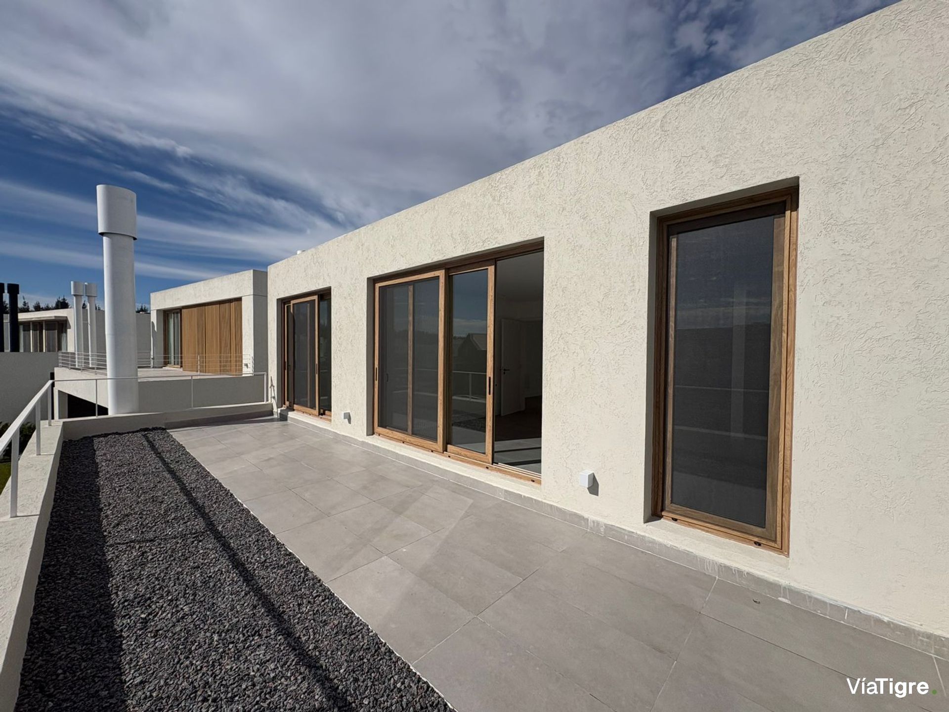 Venta Casa a Estrenar 4 Suites Carpinchos Nordelta