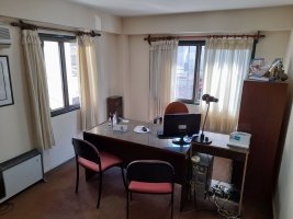 Oficina / Consultorio Médico - Uso Profesional -