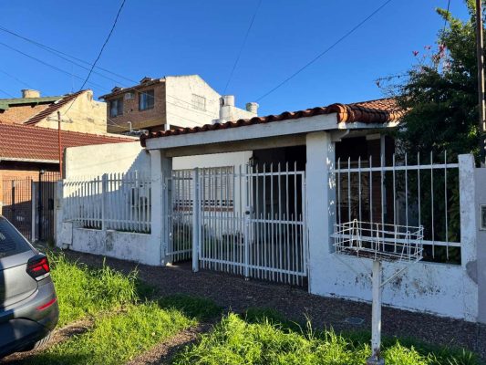 Casa En Lote Propio Villa Adelina Gran Potencial
