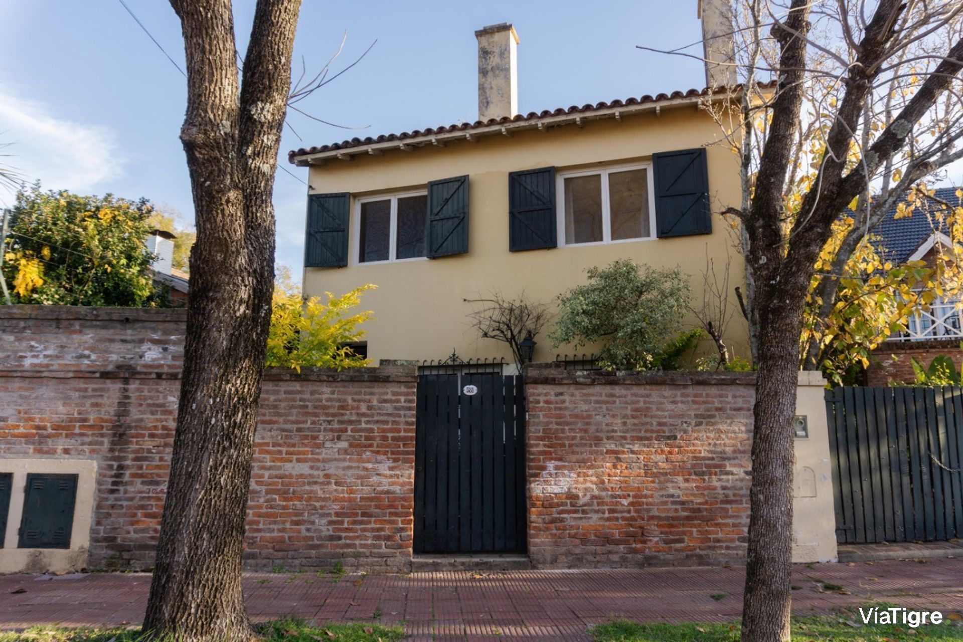 Venta PH Acassuso planta alta c/terraza parrilla