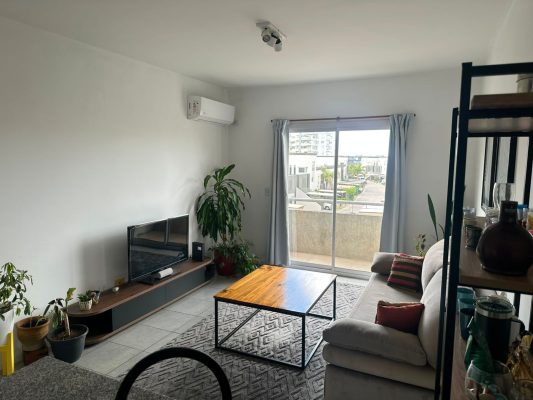 Depto dos ambientes en venta con cochera