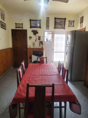 Venta Casa 251 m2 de 5 ambientes en Béccar c/patio
